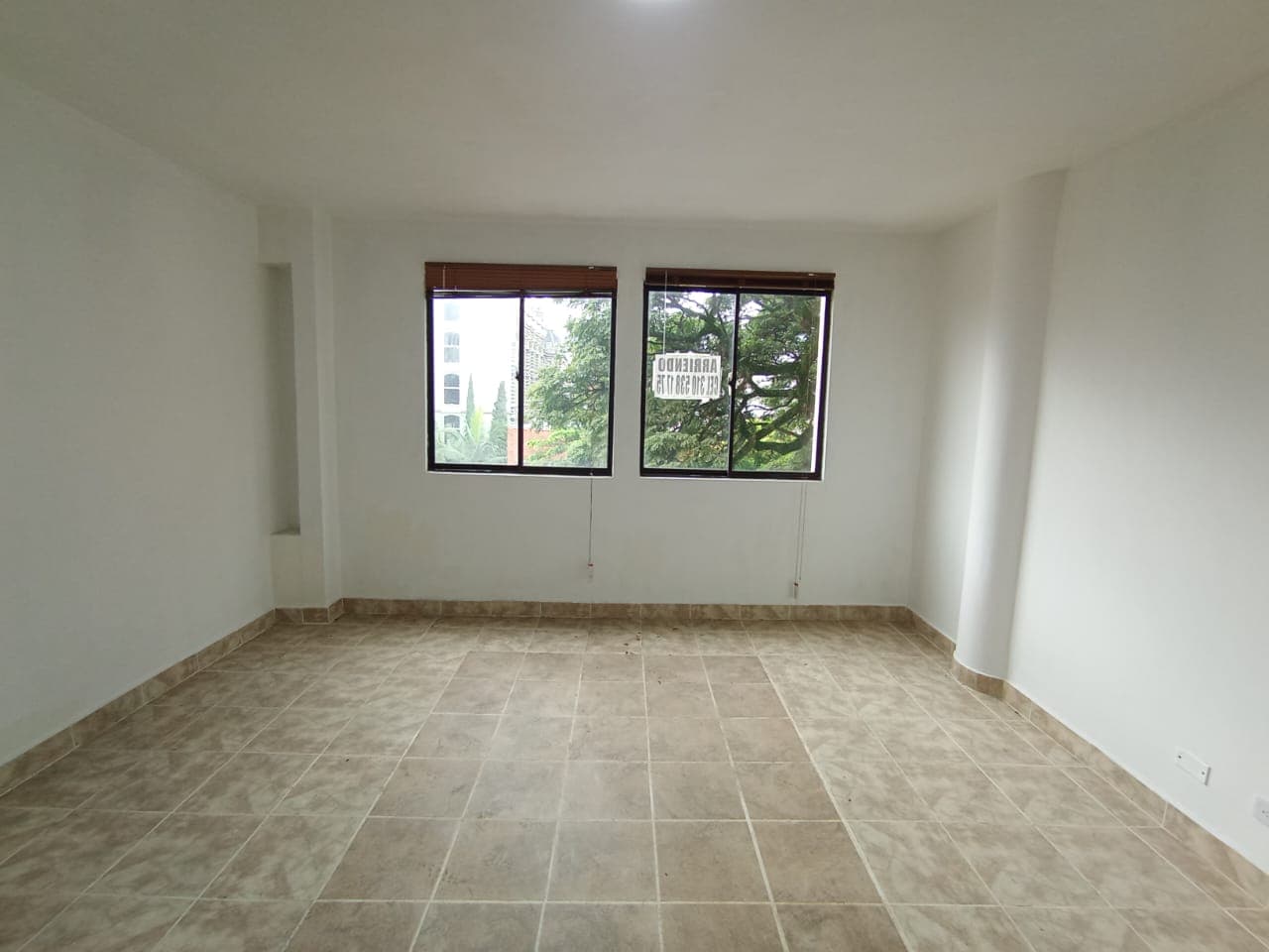 Oficina en arriendo en Prado, Centro, Medellín — foto 5 de 9