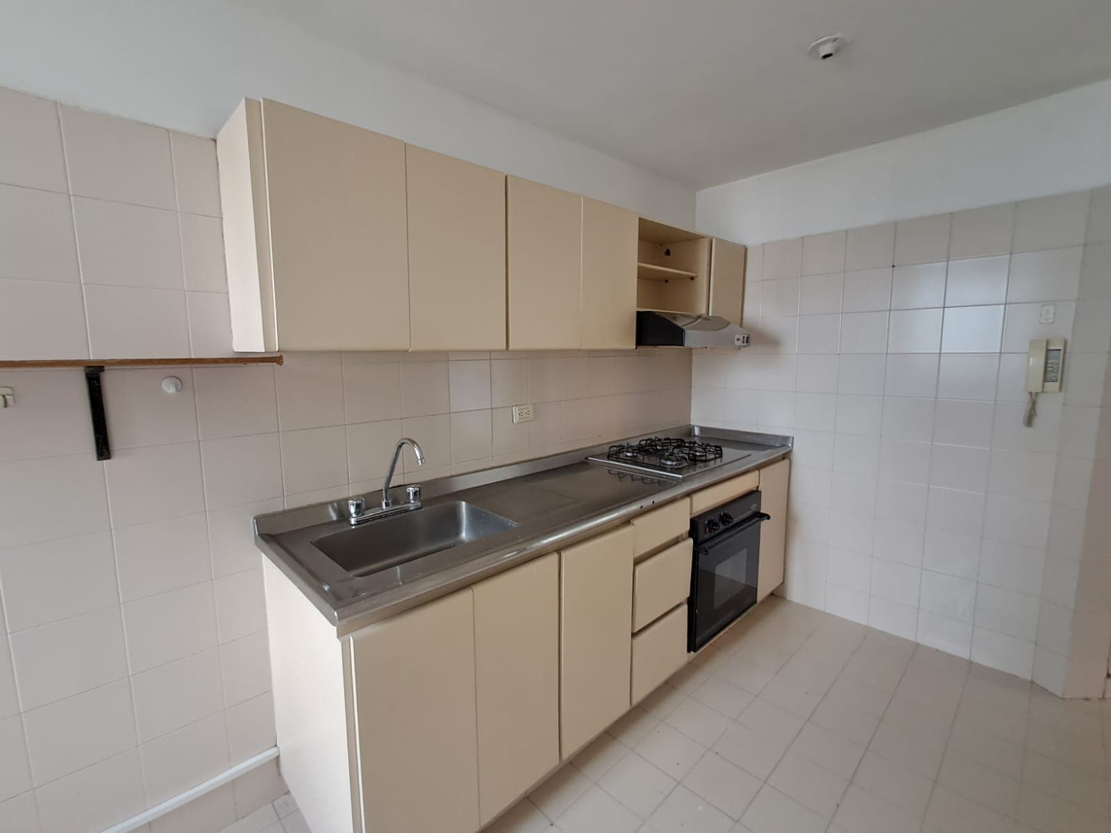 Apartamento en arriendo en Alpes, Pereira — foto 1 de 13