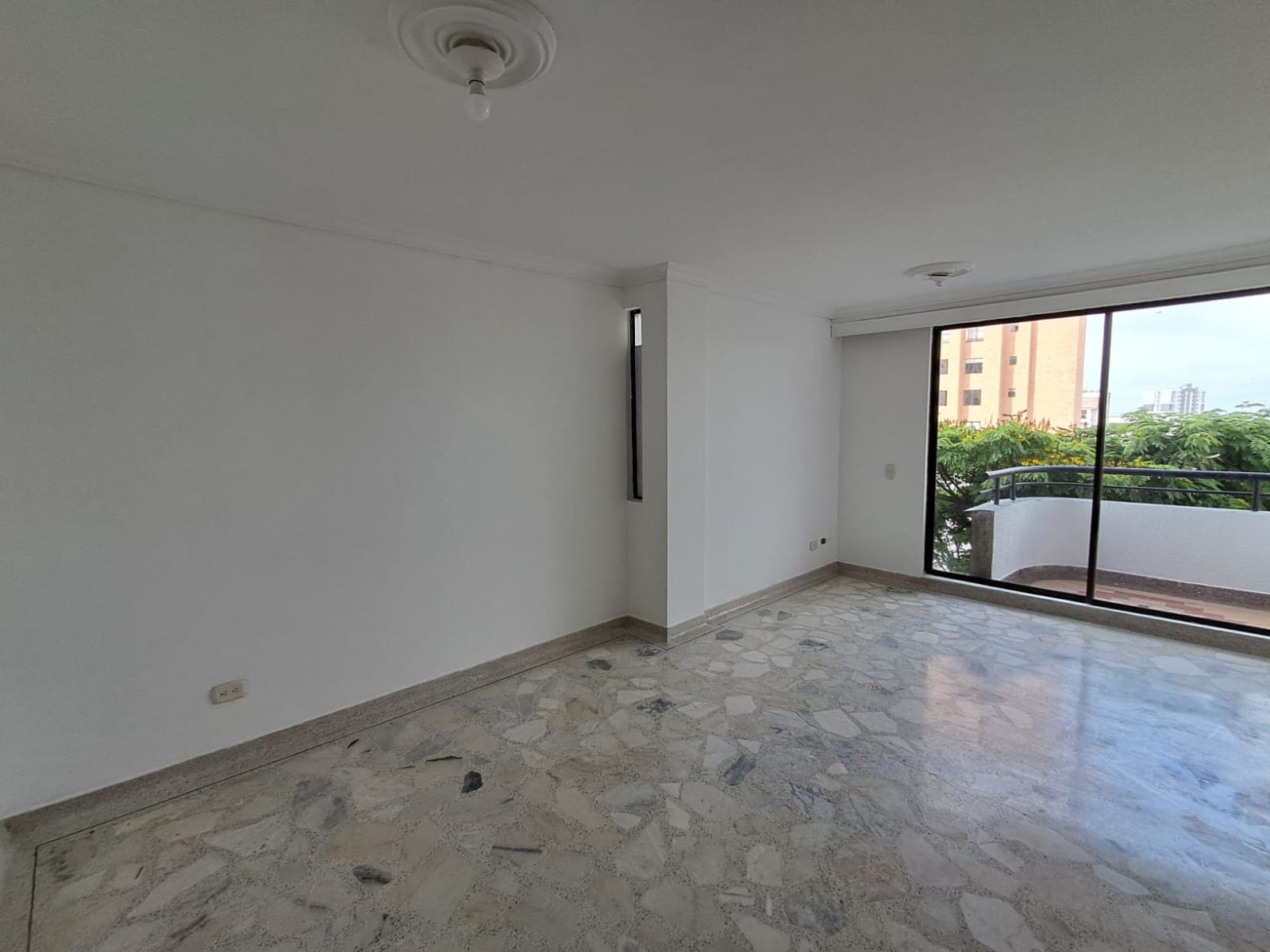 Apartamento en arriendo en Alpes, Pereira — foto 4 de 13