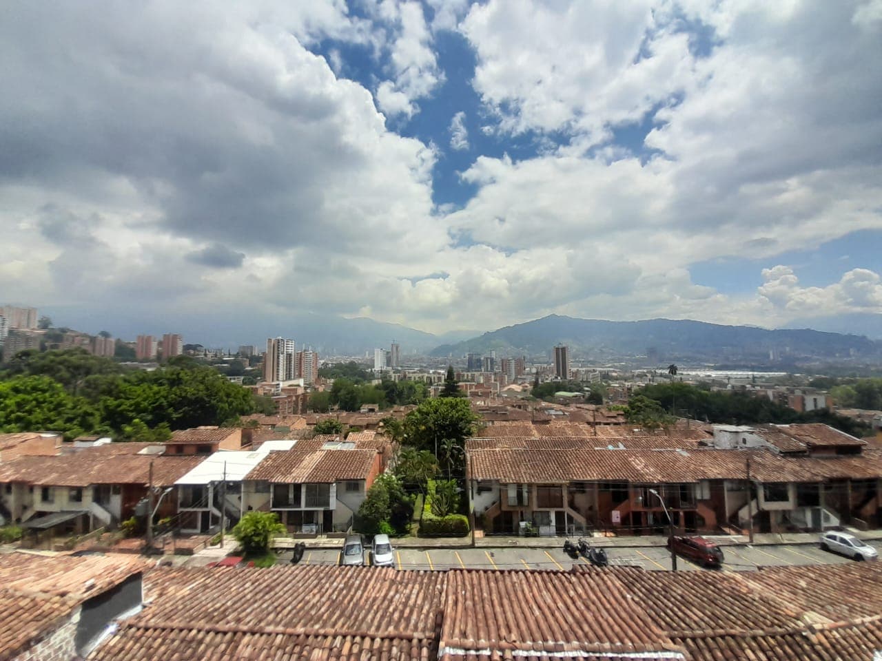 Apartamento en arriendo en Las Antillas, Envigado — foto 1 de 20