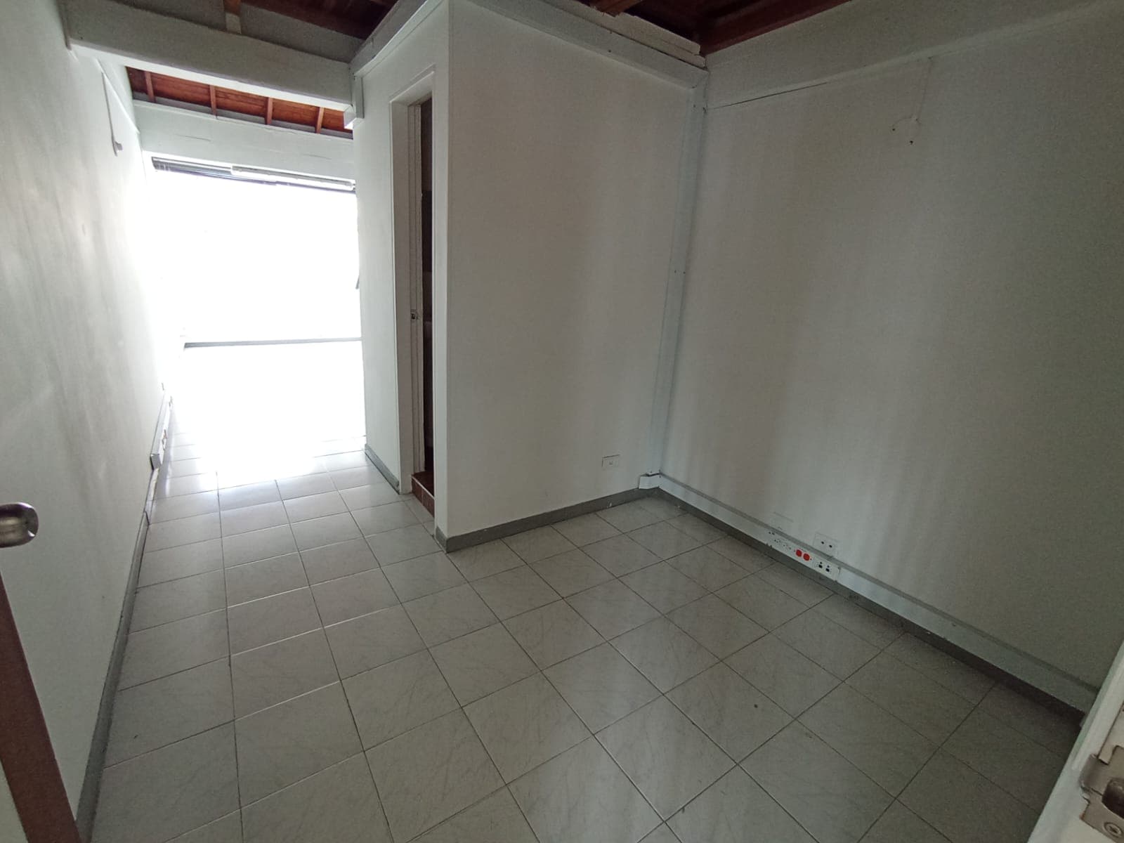 Aparta Suite en arriendo en San Diego, El Poblado, Medellín — foto 1 de 16