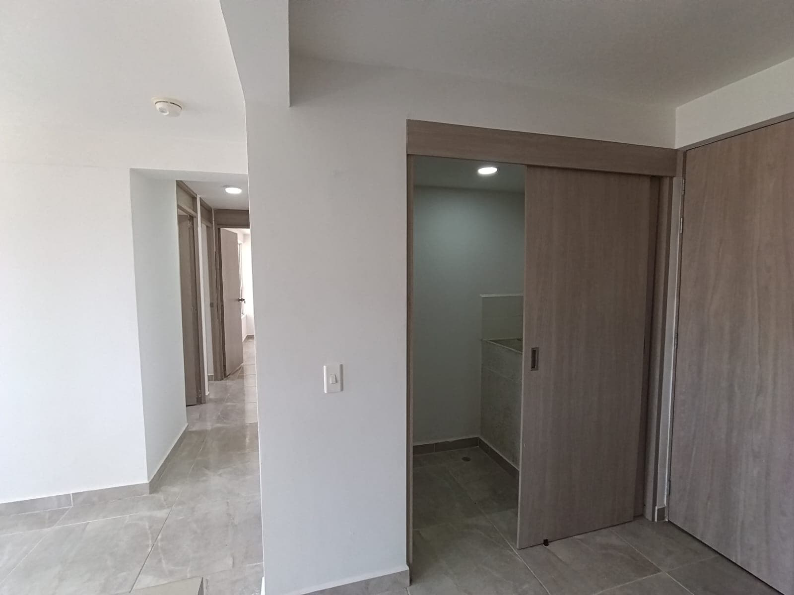 Apartamento en arriendo en Calasanz, La America, Medellín — foto 5 de 20