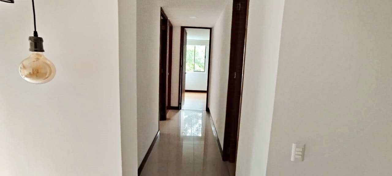 Apartamento en arriendo en San Lucas, El Poblado, Medellín — foto 5 de 18