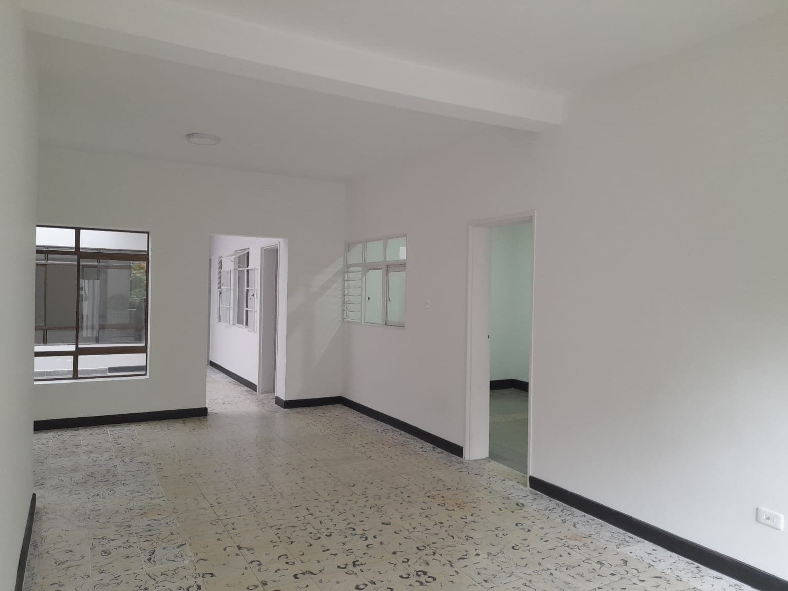 Casa Comercial en arriendo en Laureles, Medellín — foto 4 de 20