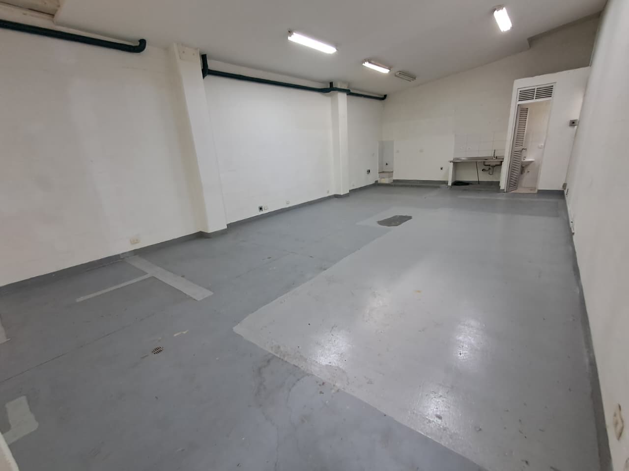 Bodega en arriendo en Guayabal, Medellín — foto 3 de 12