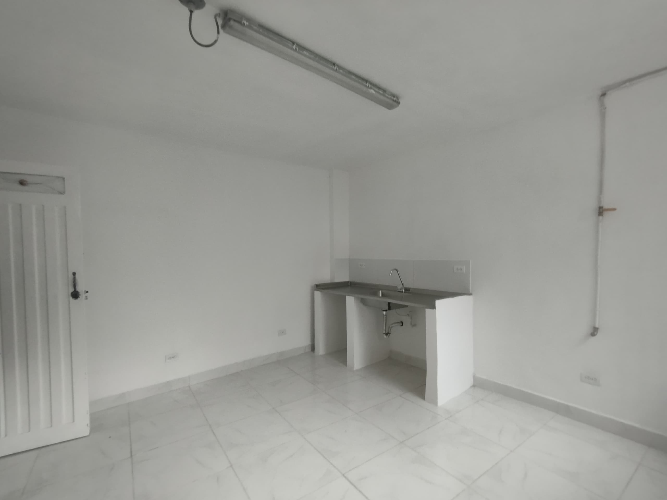 Local en arriendo en Boston, Centro, Medellín — foto 2 de 7