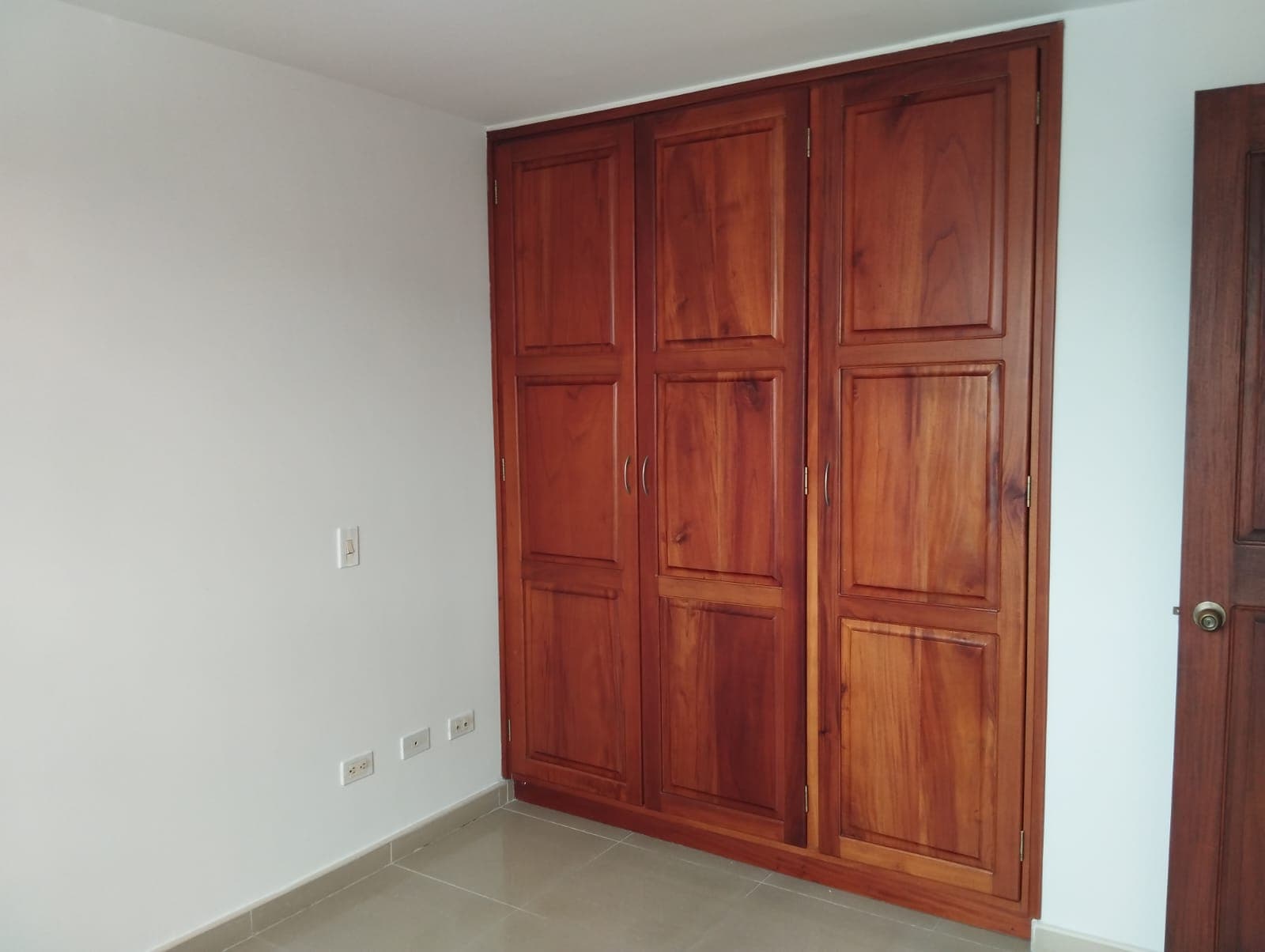 Apartamento en arriendo en El Nogal Los Almendros, Belen, Medellín — foto 5 de 19