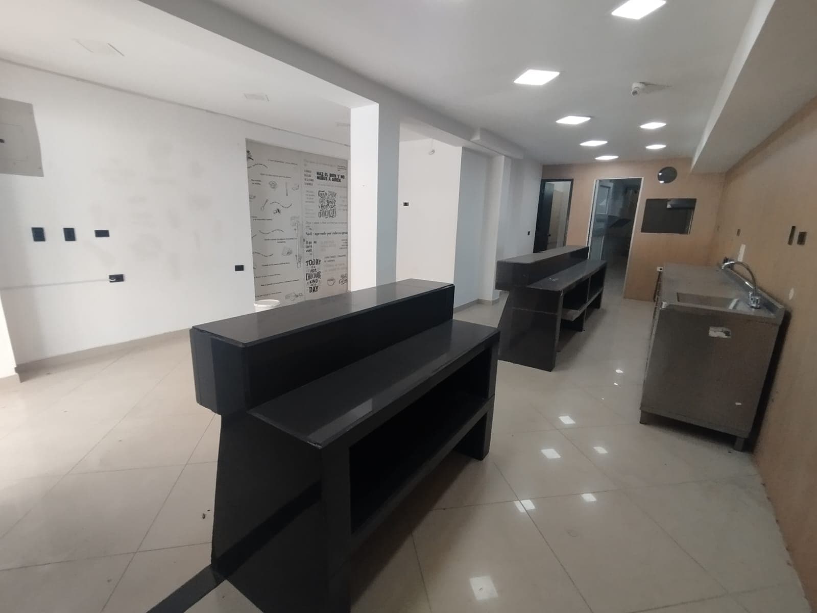 Local en arriendo en Laureles Medellín — foto 4 de 10