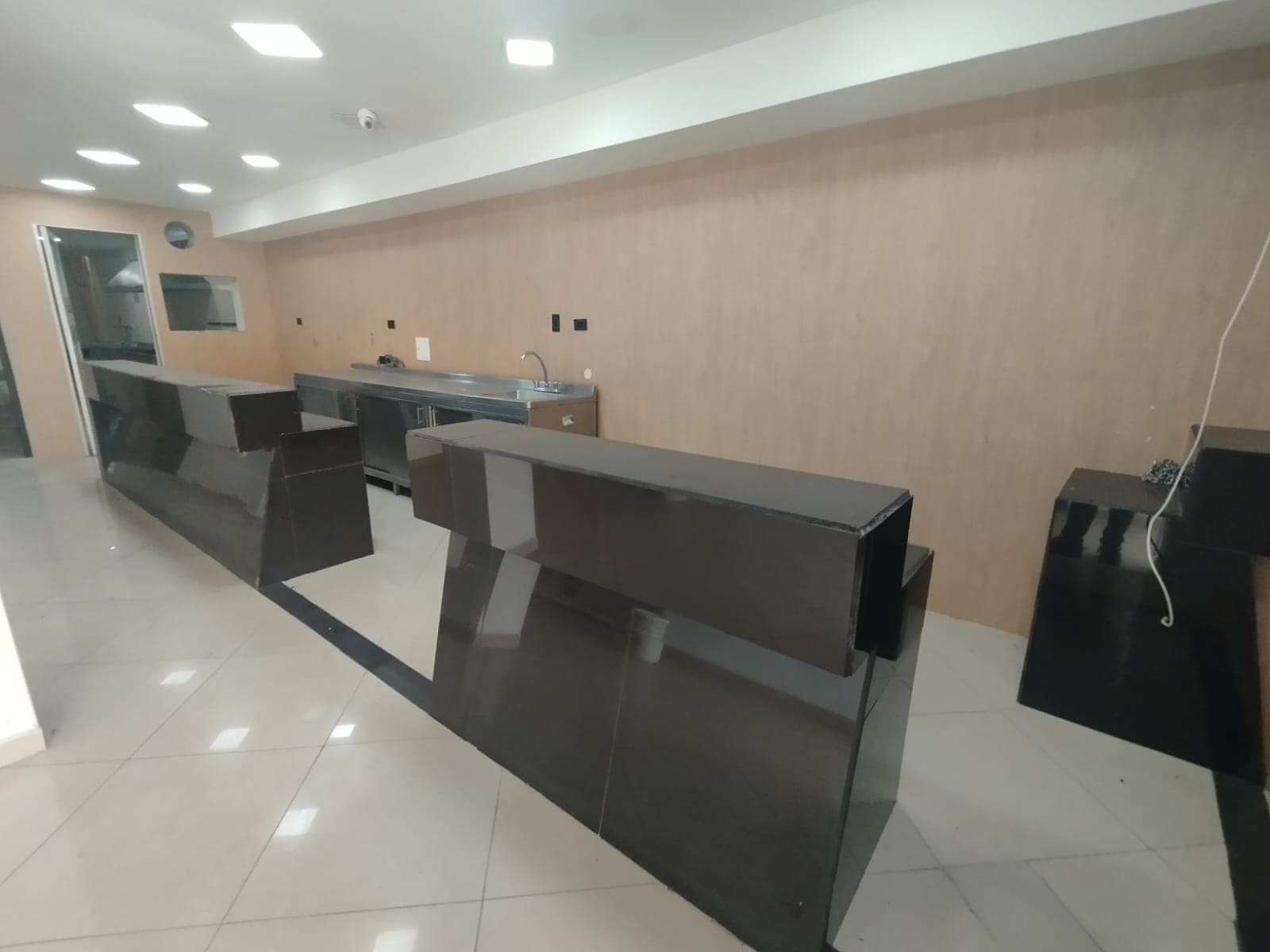 Local en arriendo en Laureles Medellín — foto 5 de 10