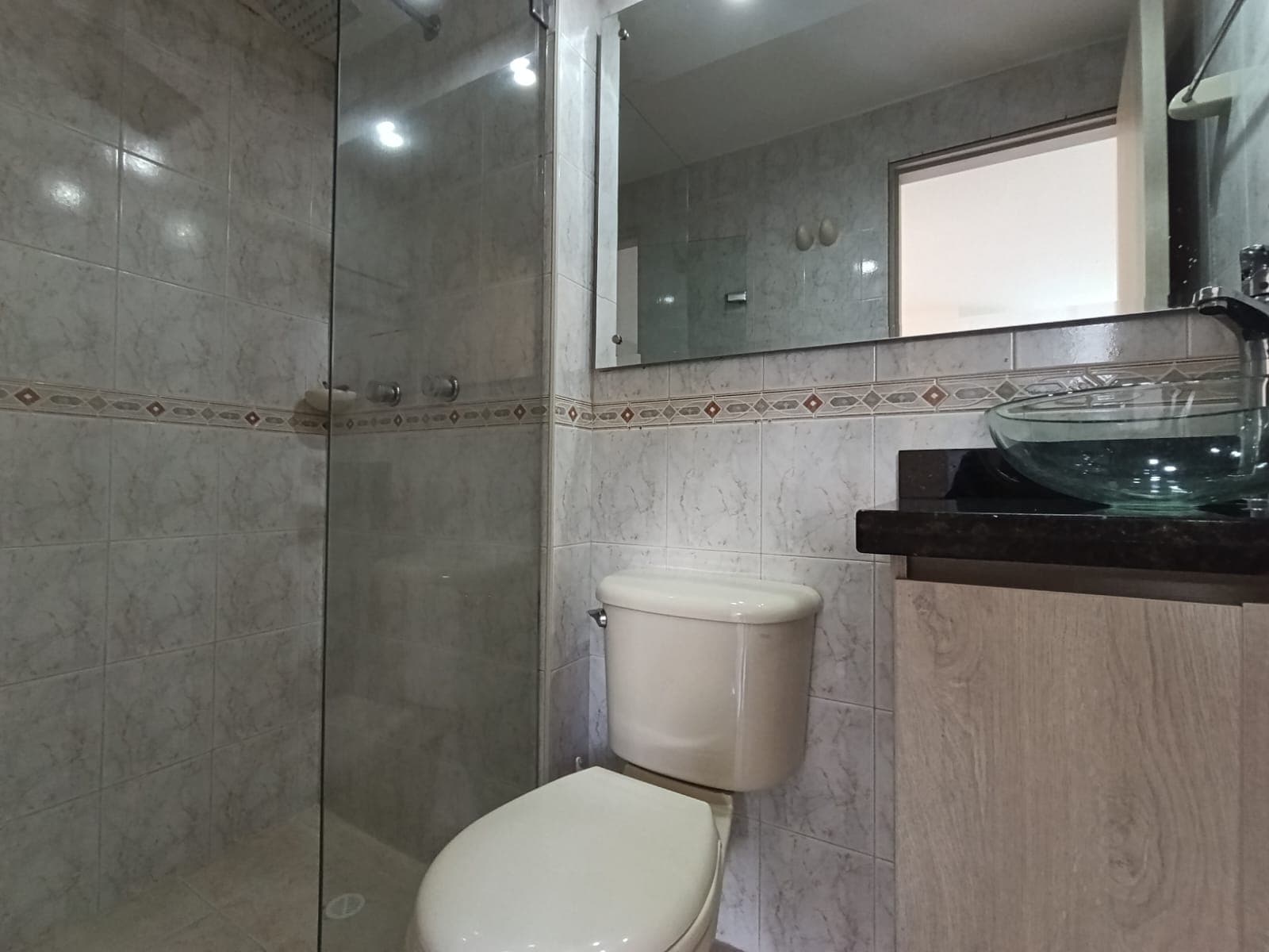 Apartamento en arriendo en Castropol, El Poblado, Medellín — foto 5 de 13