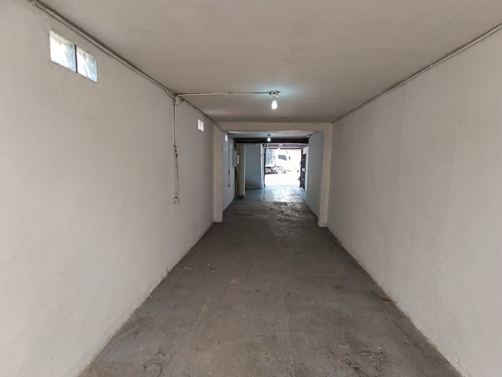 Bodega en arriendo en Centro Medellín — foto 1 de 14
