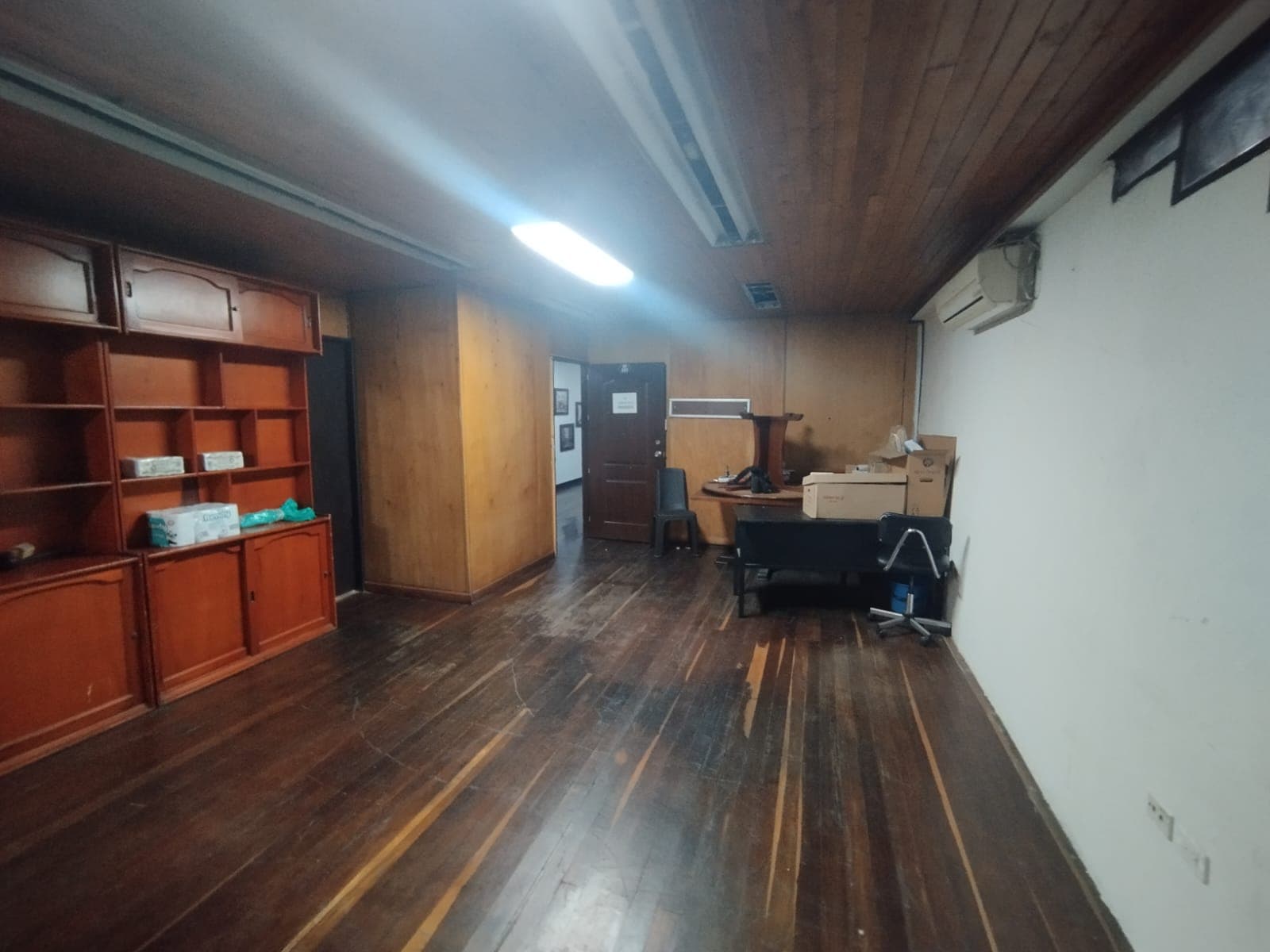 Oficina en arriendo en La Candelaria, Centro, Medellín — foto 4 de 11