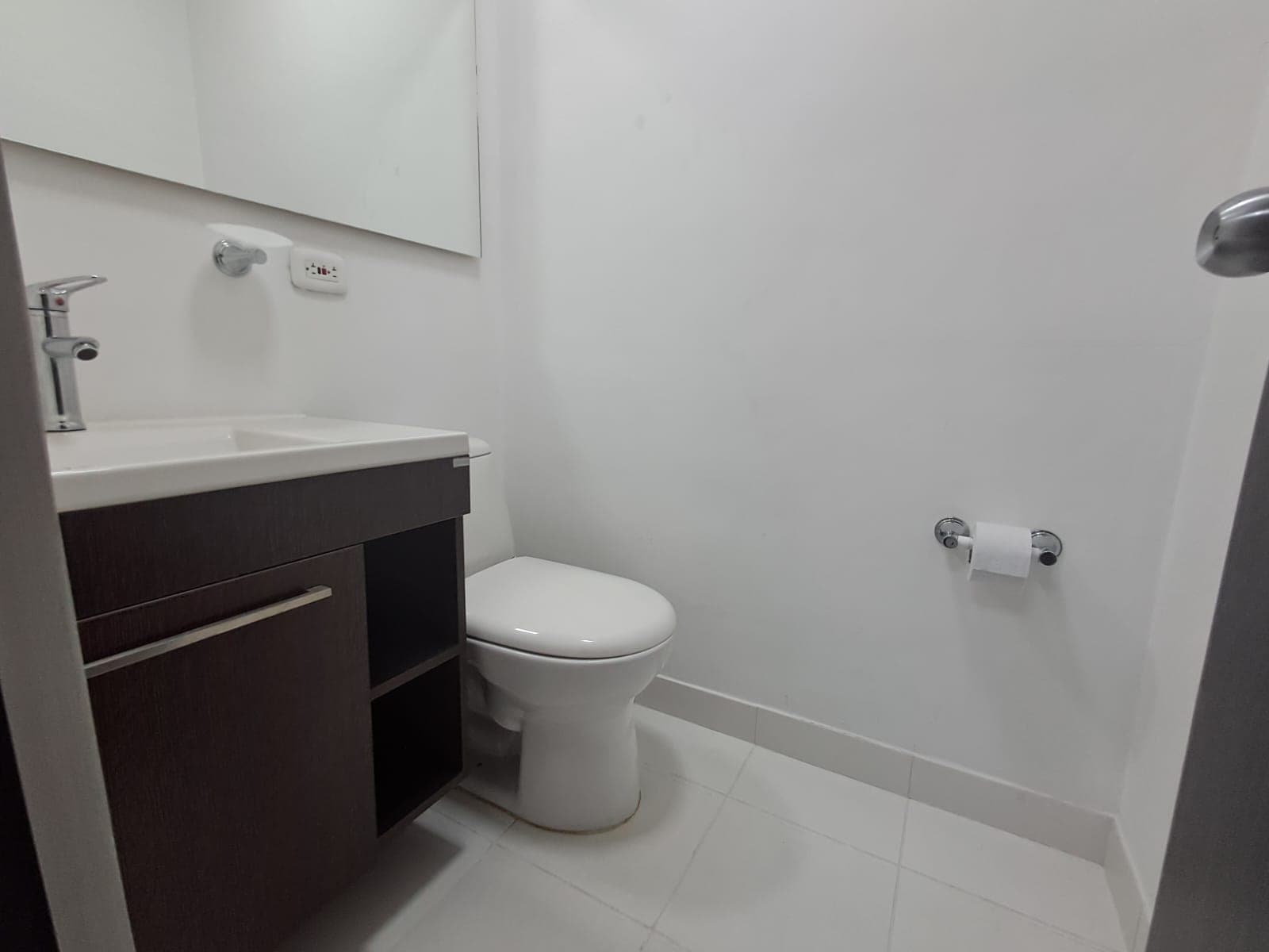 Local en arriendo en Aguacatala, El Poblado, Medellín — foto 4 de 8