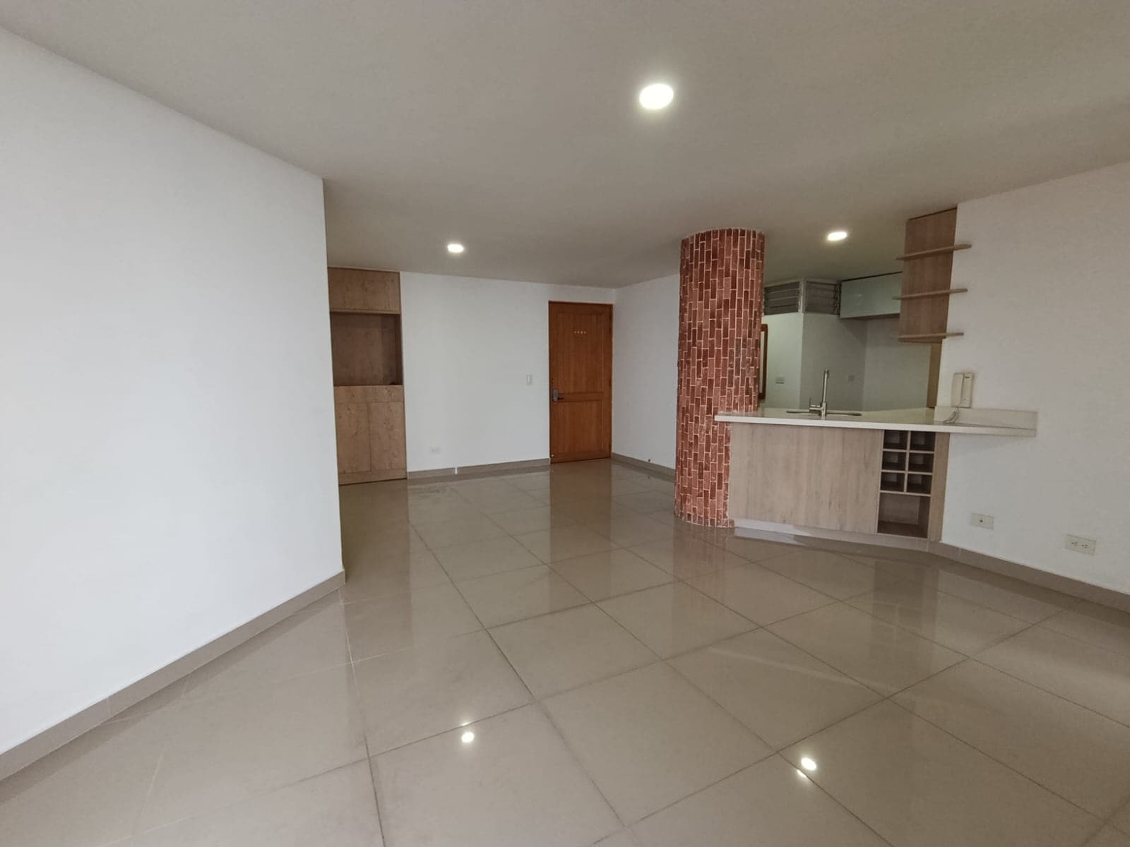 Apartamento en arriendo en El Tesoro, El Poblado, Medellín — foto 4 de 19