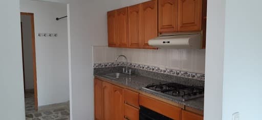 Apartamento en arriendo en El Portal, Envigado — foto 2 de 15