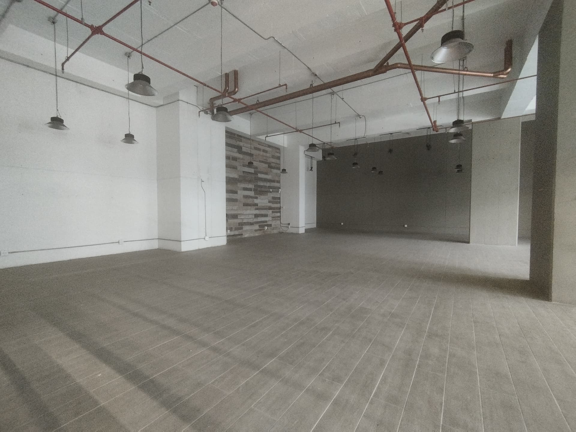 Local en arriendo en Loma Del Escobero, Envigado — foto 1 de 7