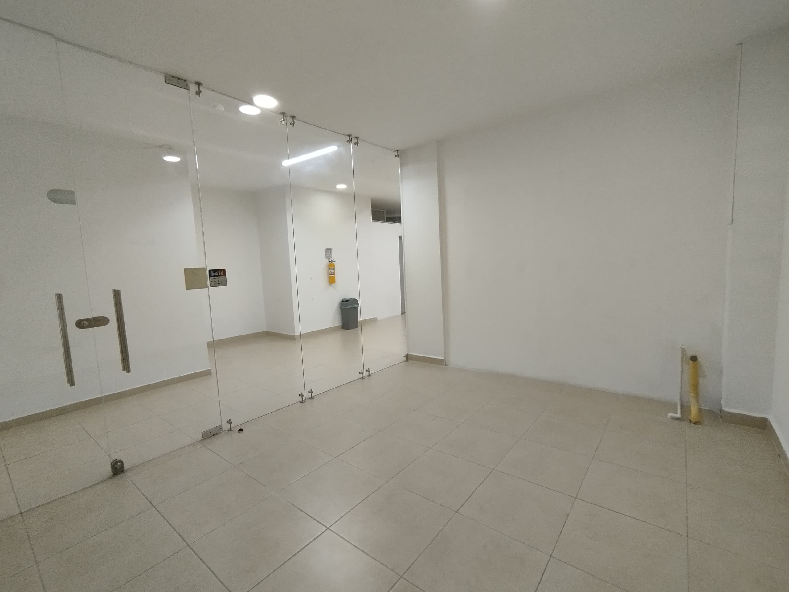 Local en arriendo en Parque De, Envigado — foto 2 de 7
