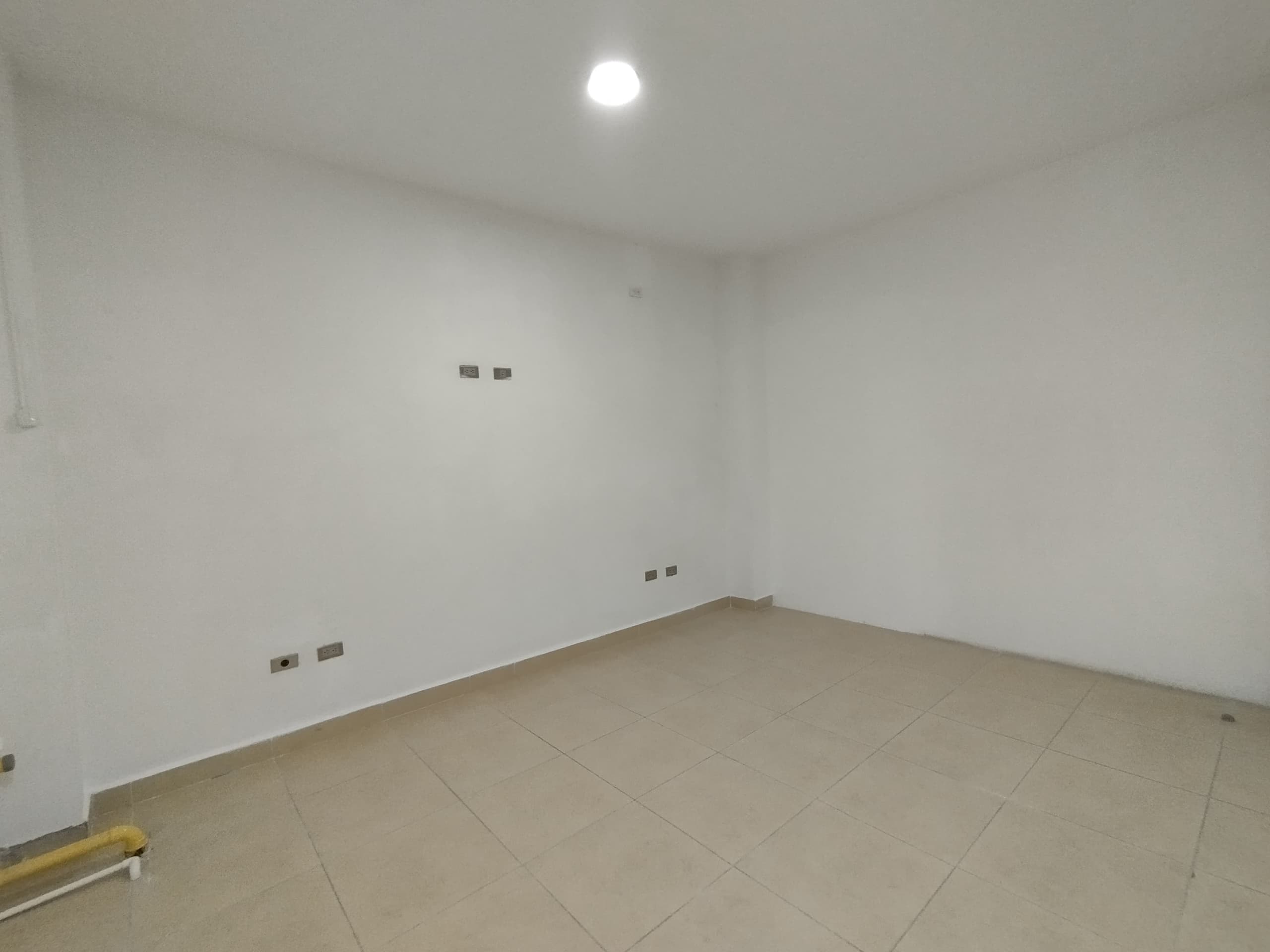 Local en arriendo en Parque De, Envigado — foto 4 de 7