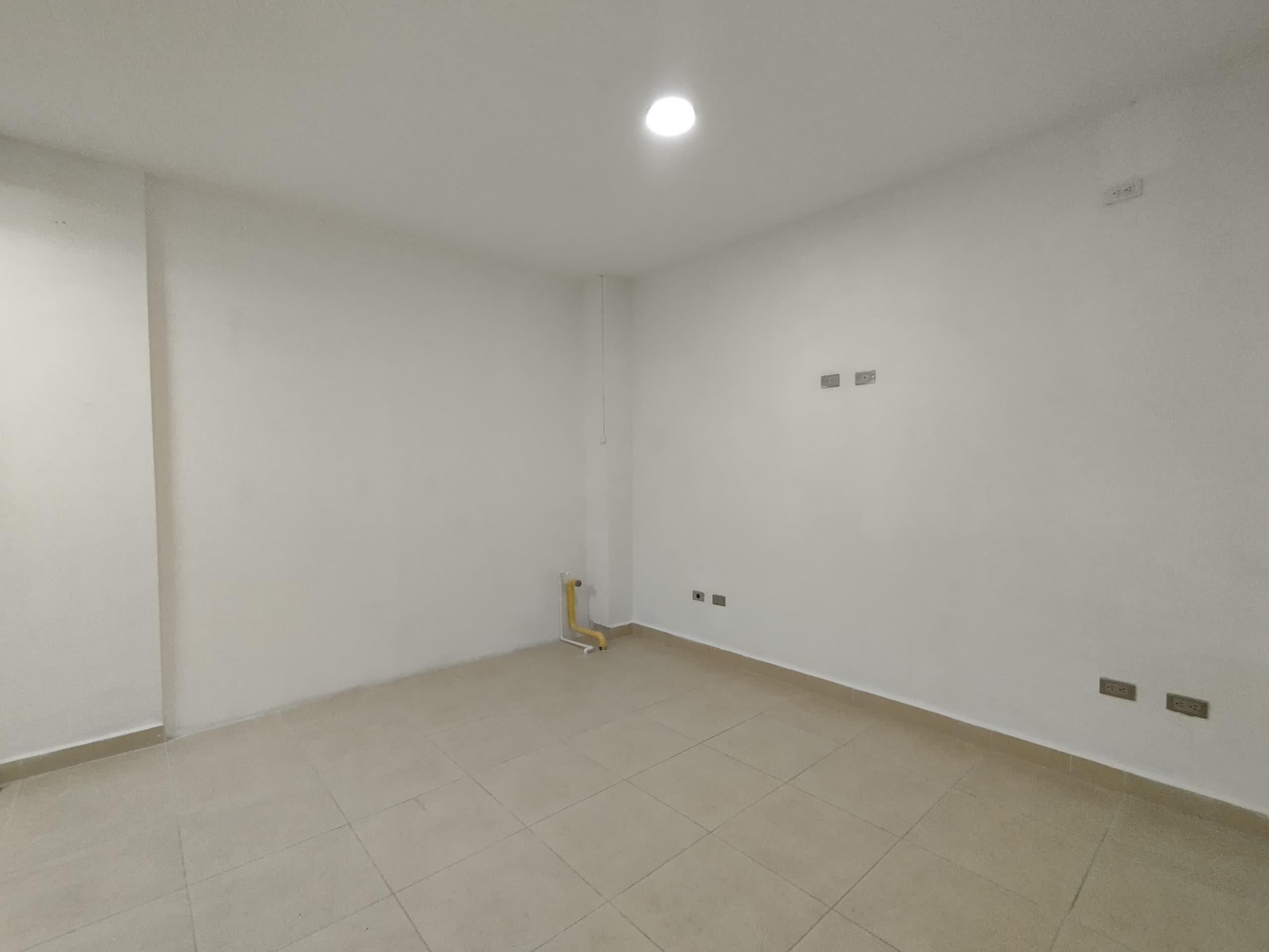 Local en arriendo en Parque De, Envigado — foto 5 de 7