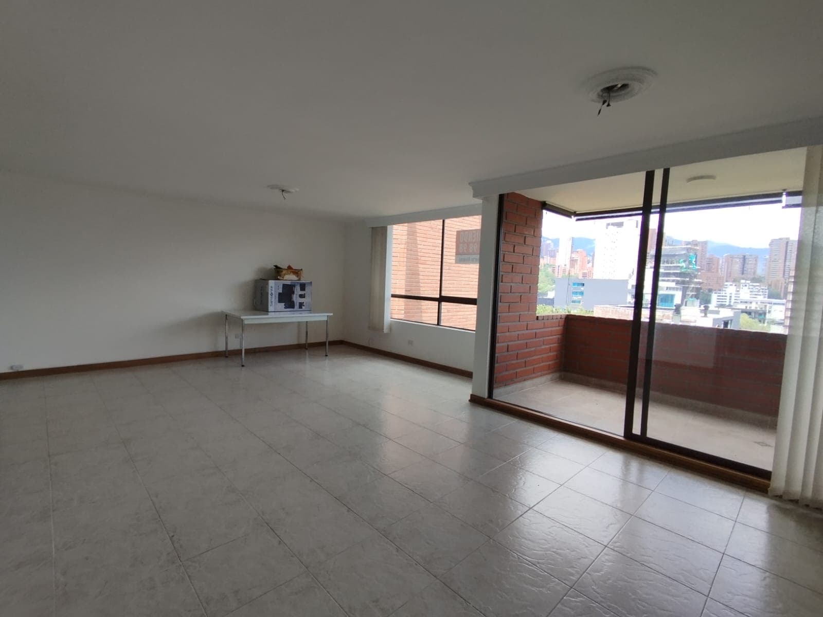 Apartamento en arriendo en El Poblado, Medellín — foto 3 de 20