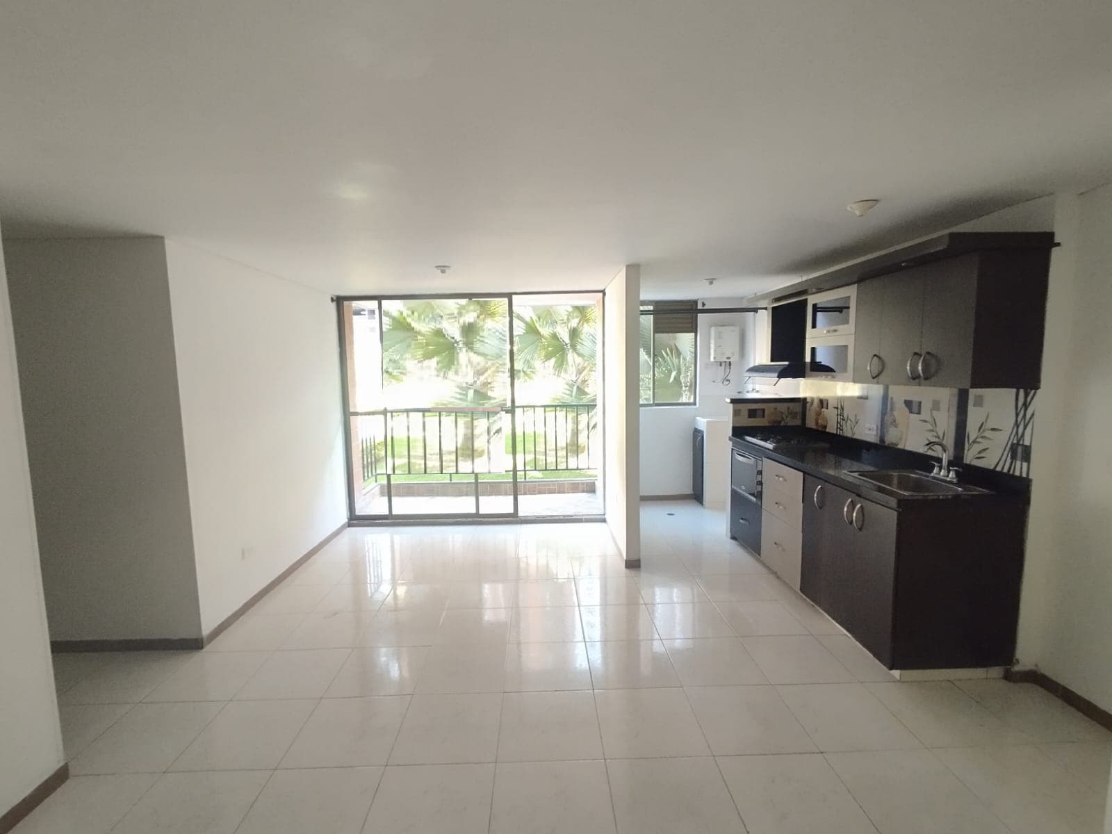 Apartamento en arriendo en Rodeo Alto, Belen, Medellín — foto 1 de 20