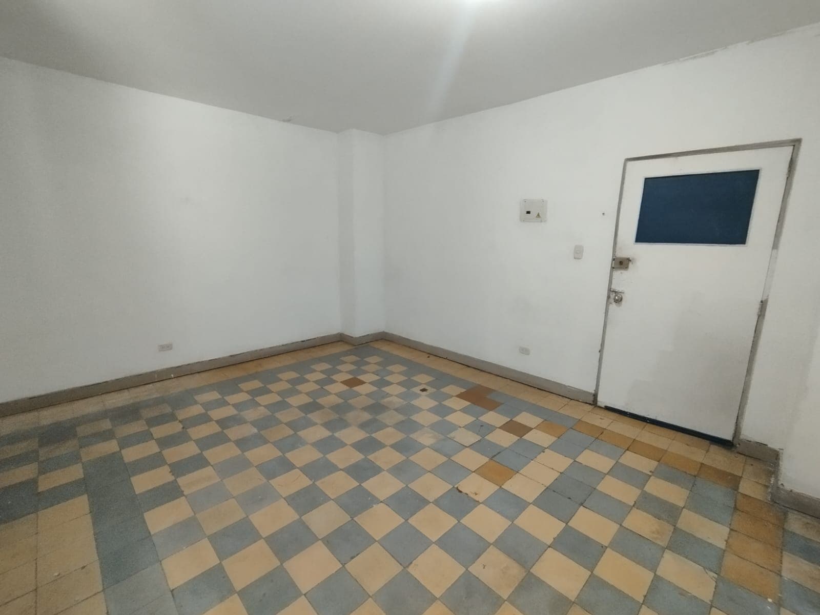Oficina en arriendo en La Candelaria, Centro, Medellín — foto 2 de 10