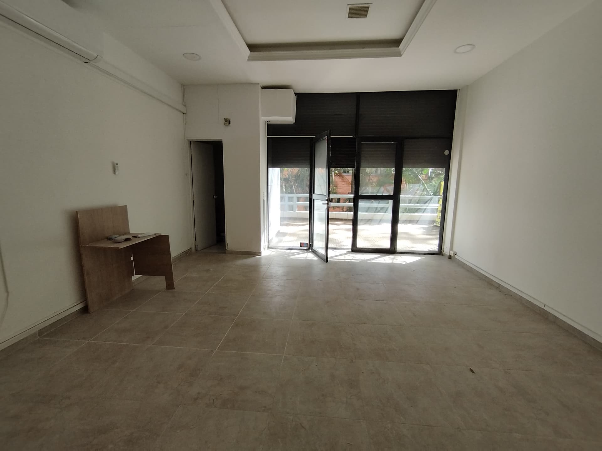 Local en arriendo en Medellín — foto 1 de 7