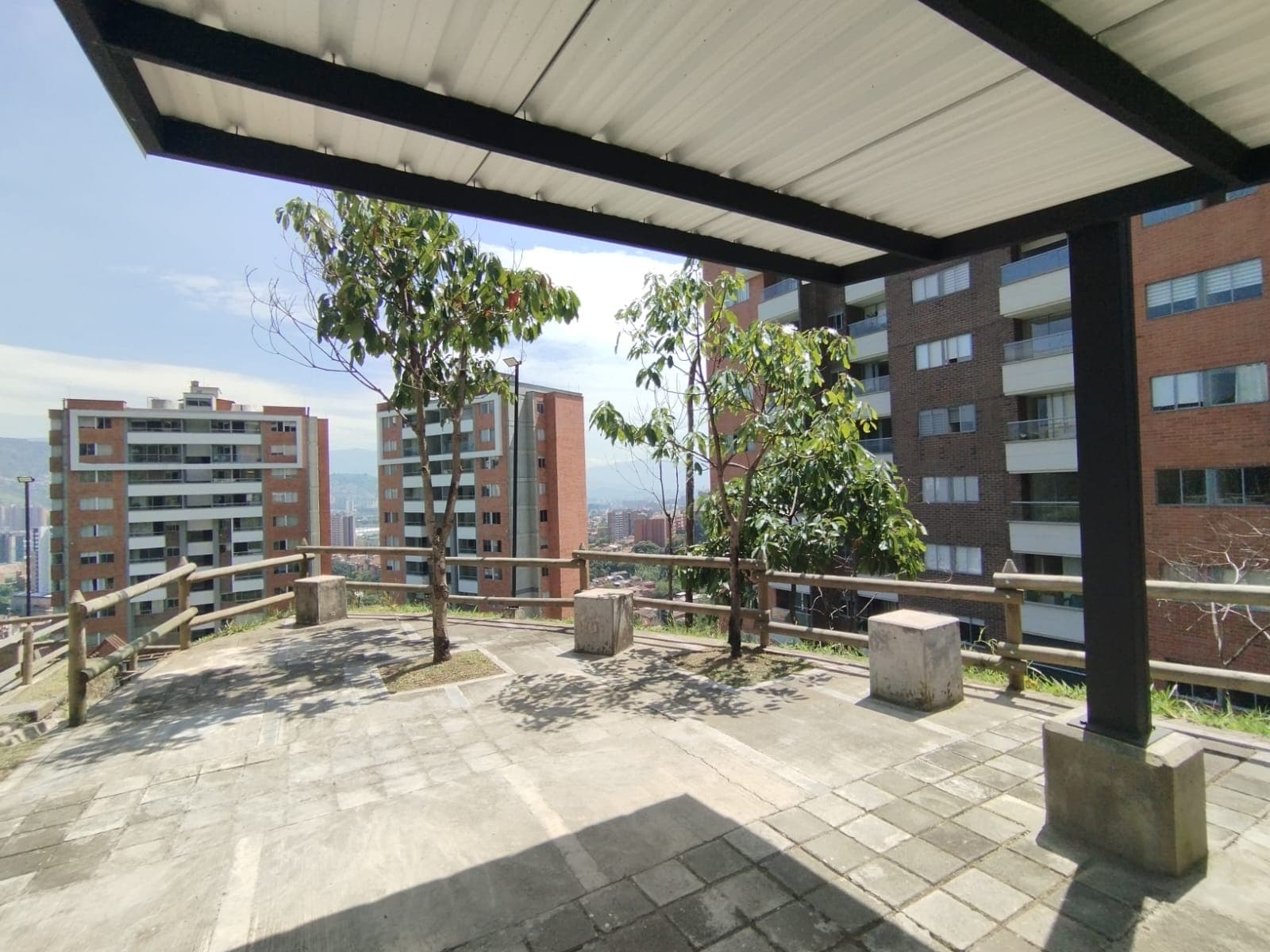 Apartamento en arriendo en El Trianón, Envigado — foto 2 de 20