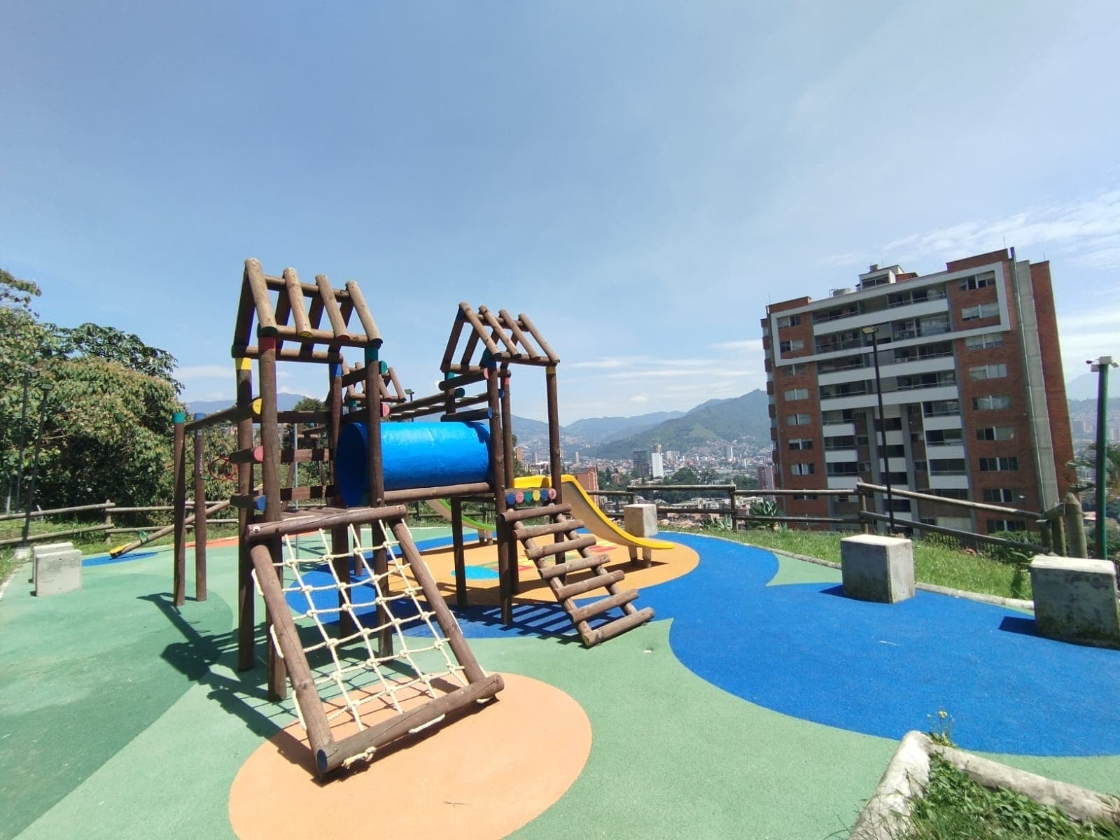 Apartamento en arriendo en El Trianón, Envigado — foto 3 de 20