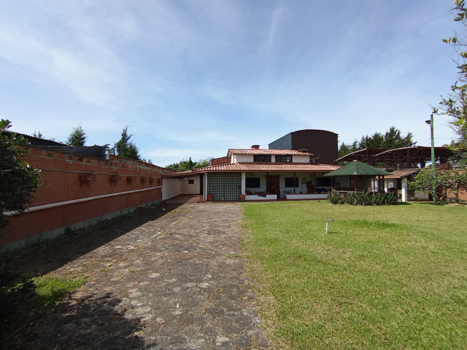 Casa Comercial en arriendo en Llano Grande, Rionegro — foto 1 de 13
