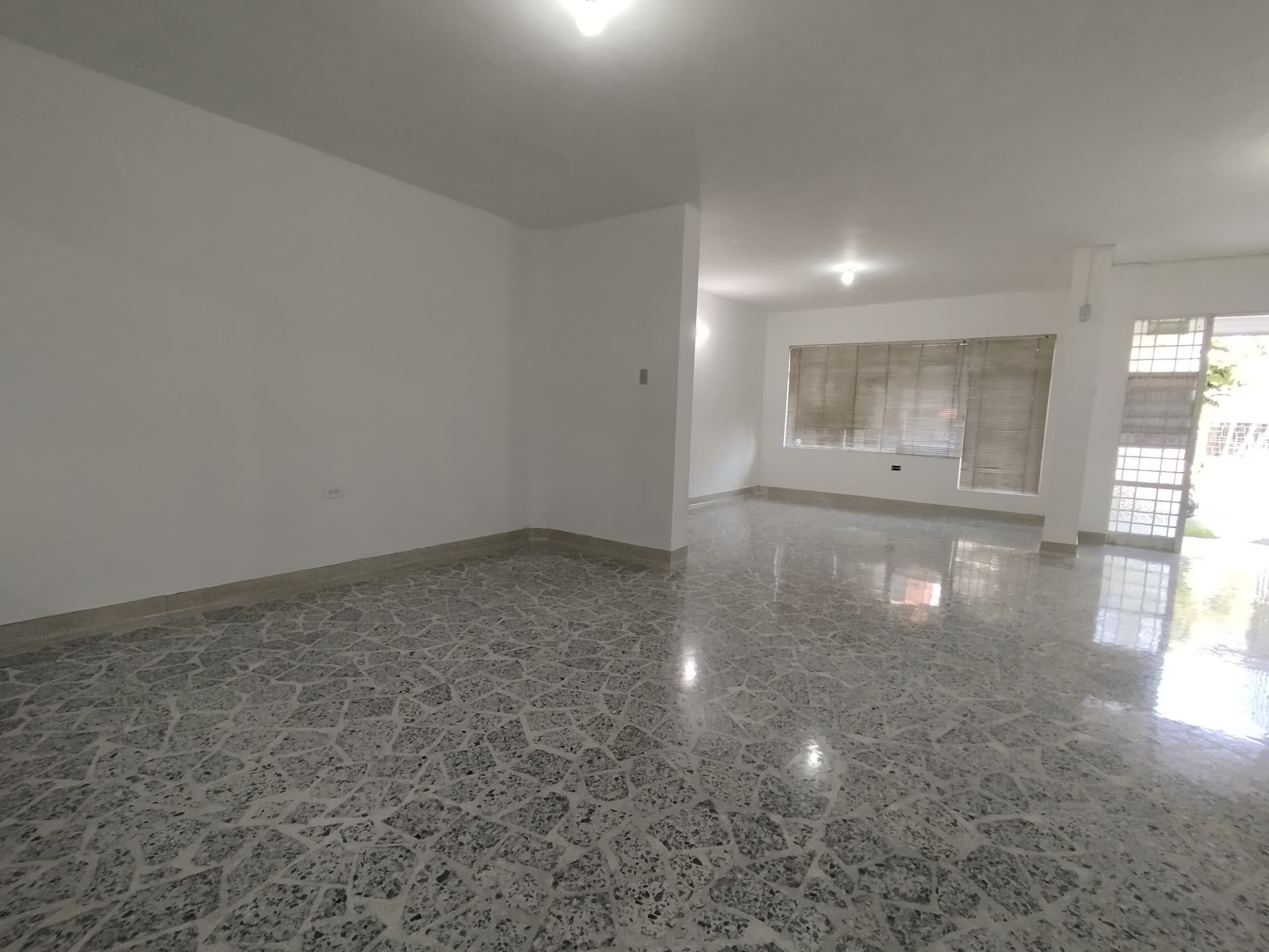 Casa Comercial en arriendo en Lorena, Laureles, Medellín — foto 5 de 20