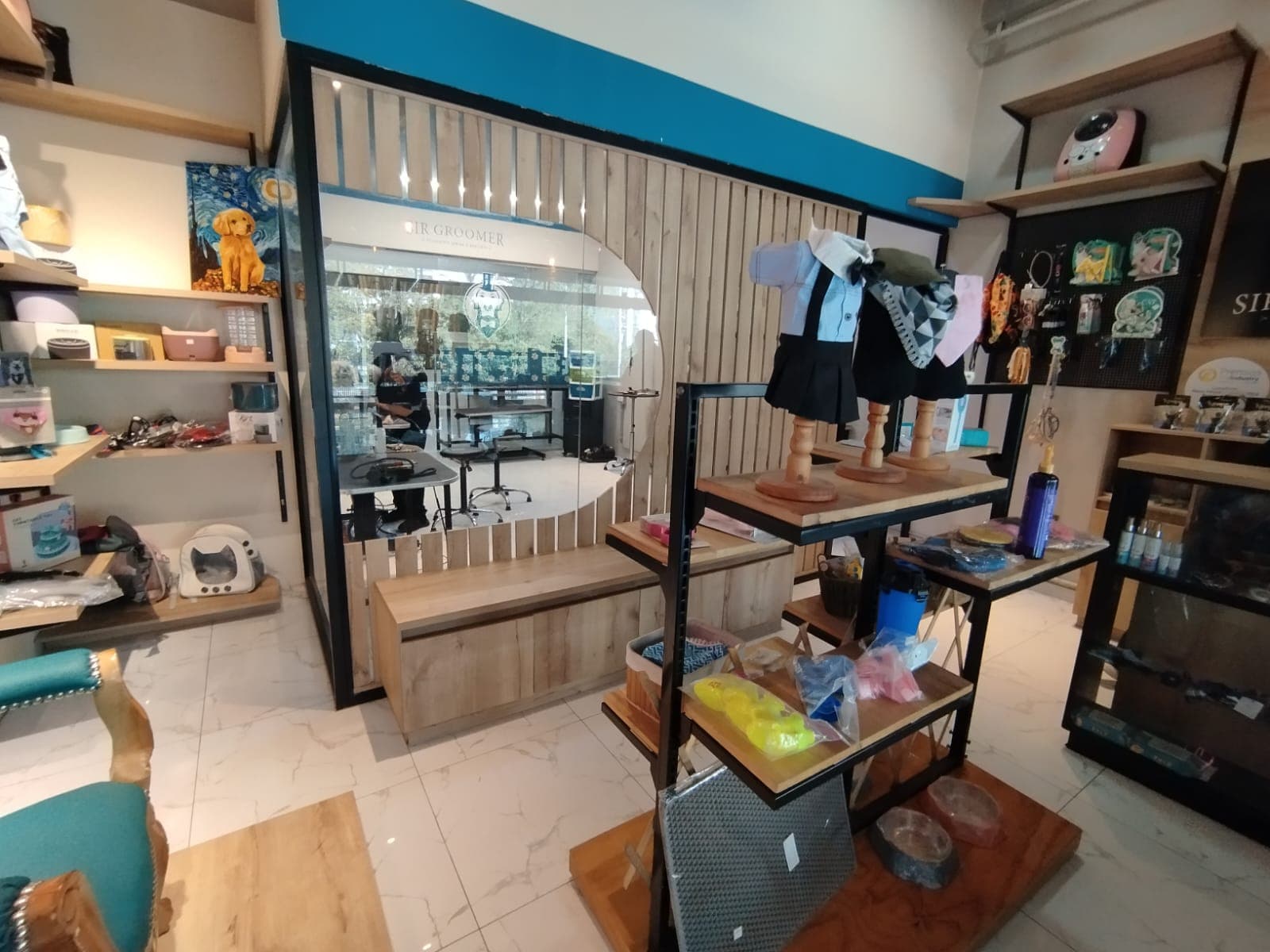 Local en arriendo en El Tesoro, El Poblado, Medellín — foto 3 de 14