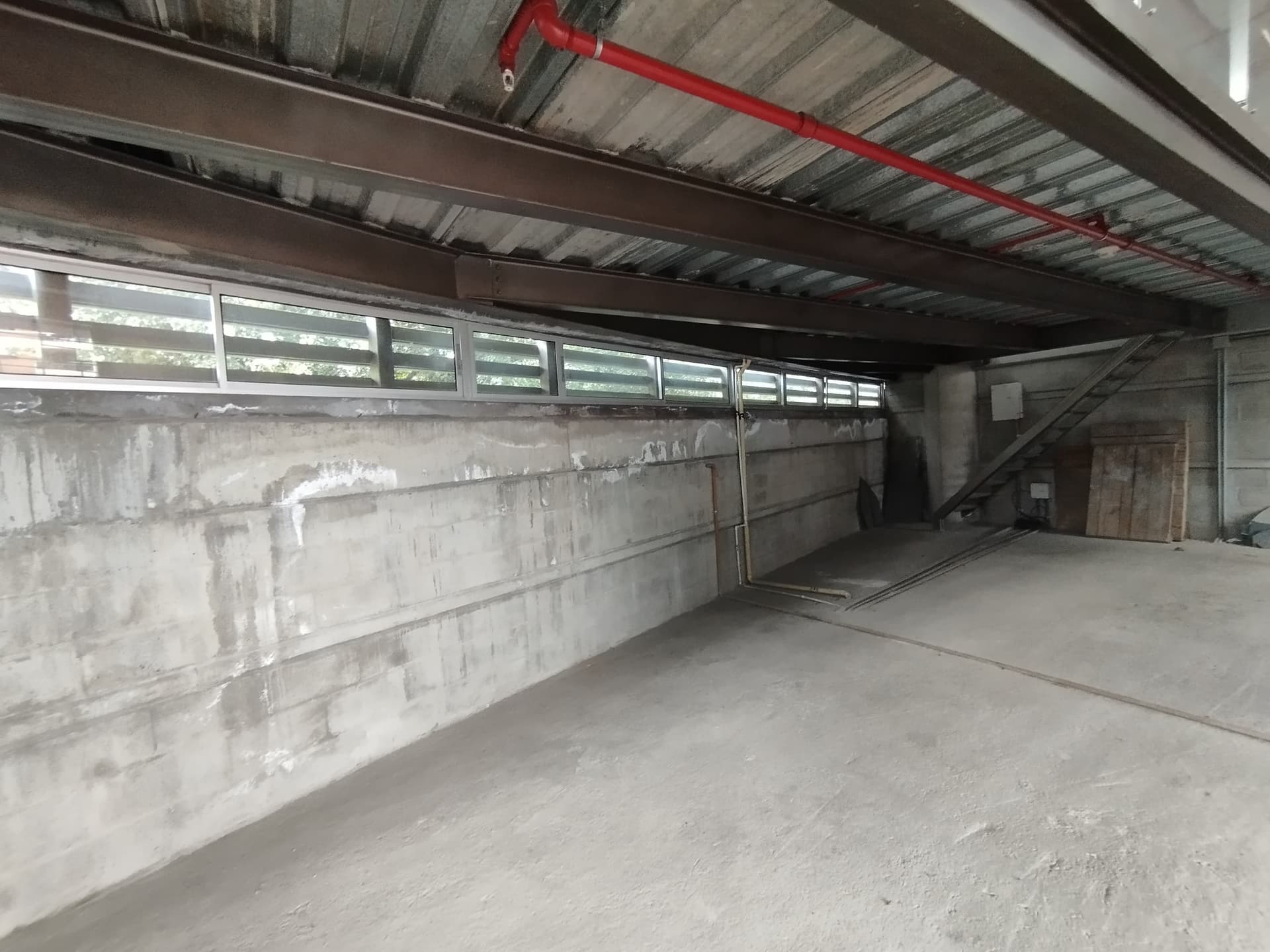 Local en arriendo en Intermedia, Envigado — foto 1 de 10