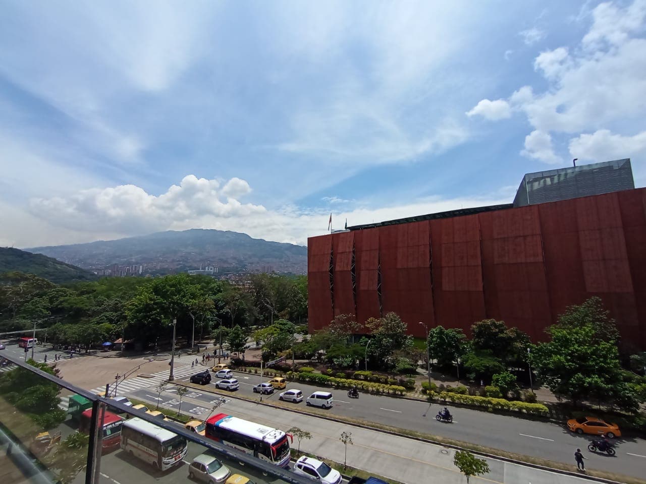 Local en arriendo en El Chagualo, Centro, Medellín — foto 2 de 7