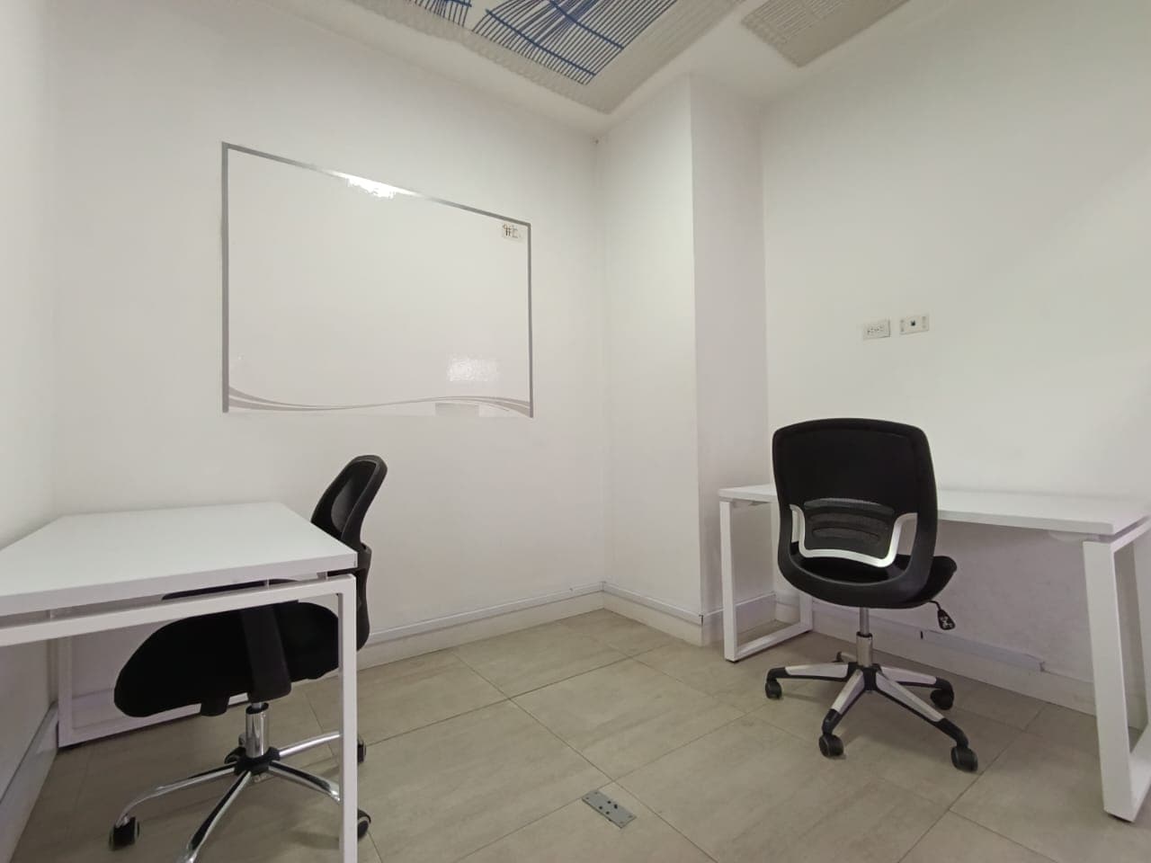 Oficina en arriendo en La Candelaria, Centro, Medellín — foto 4 de 20