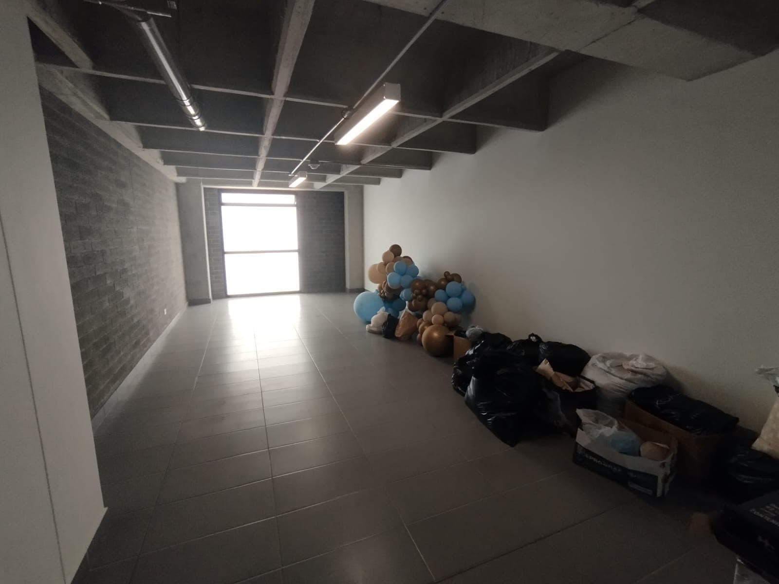Oficina en arriendo en Boston, Centro, Medellín — foto 3 de 9