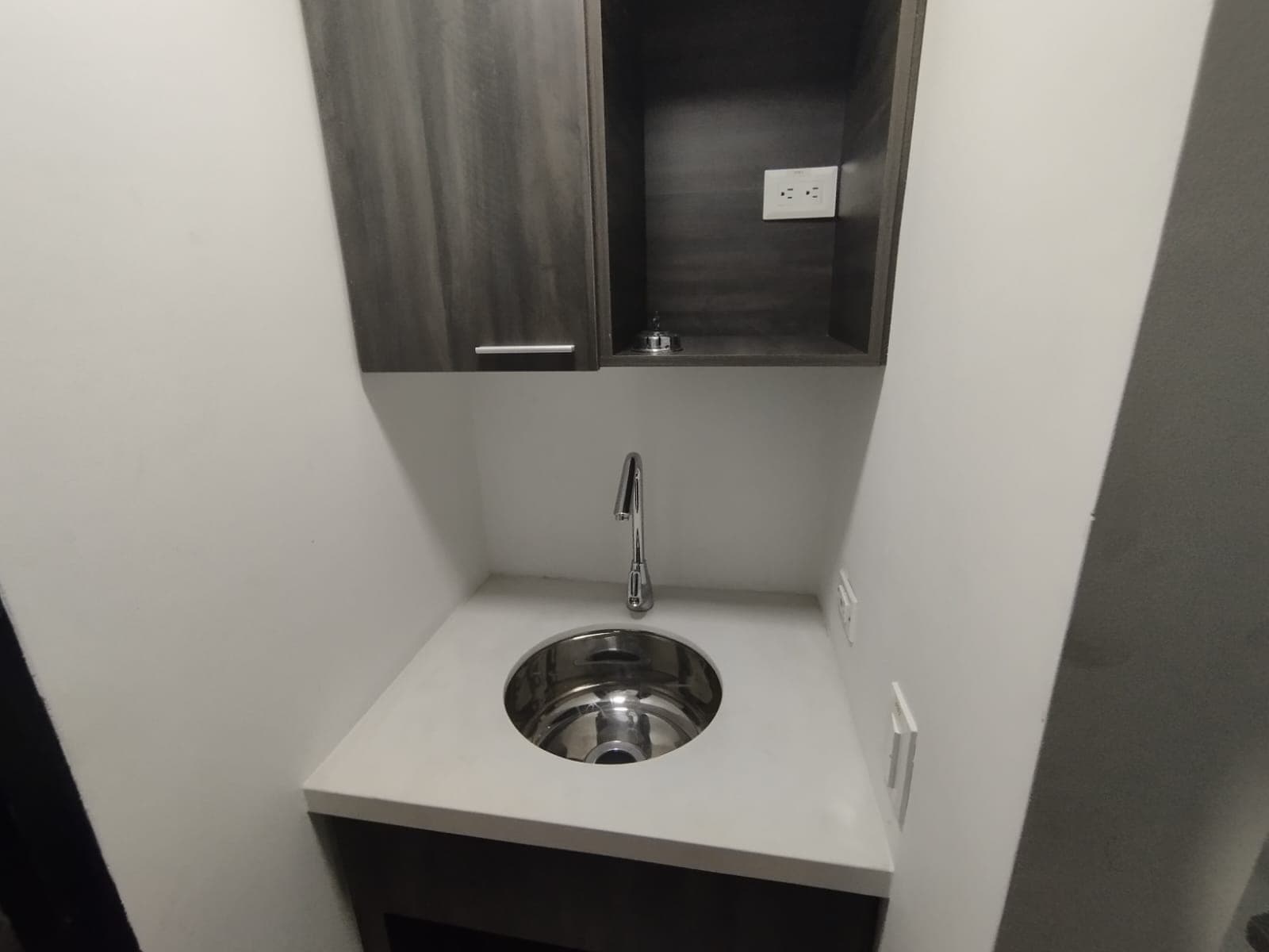 Oficina en arriendo en Boston, Centro, Medellín — foto 5 de 9