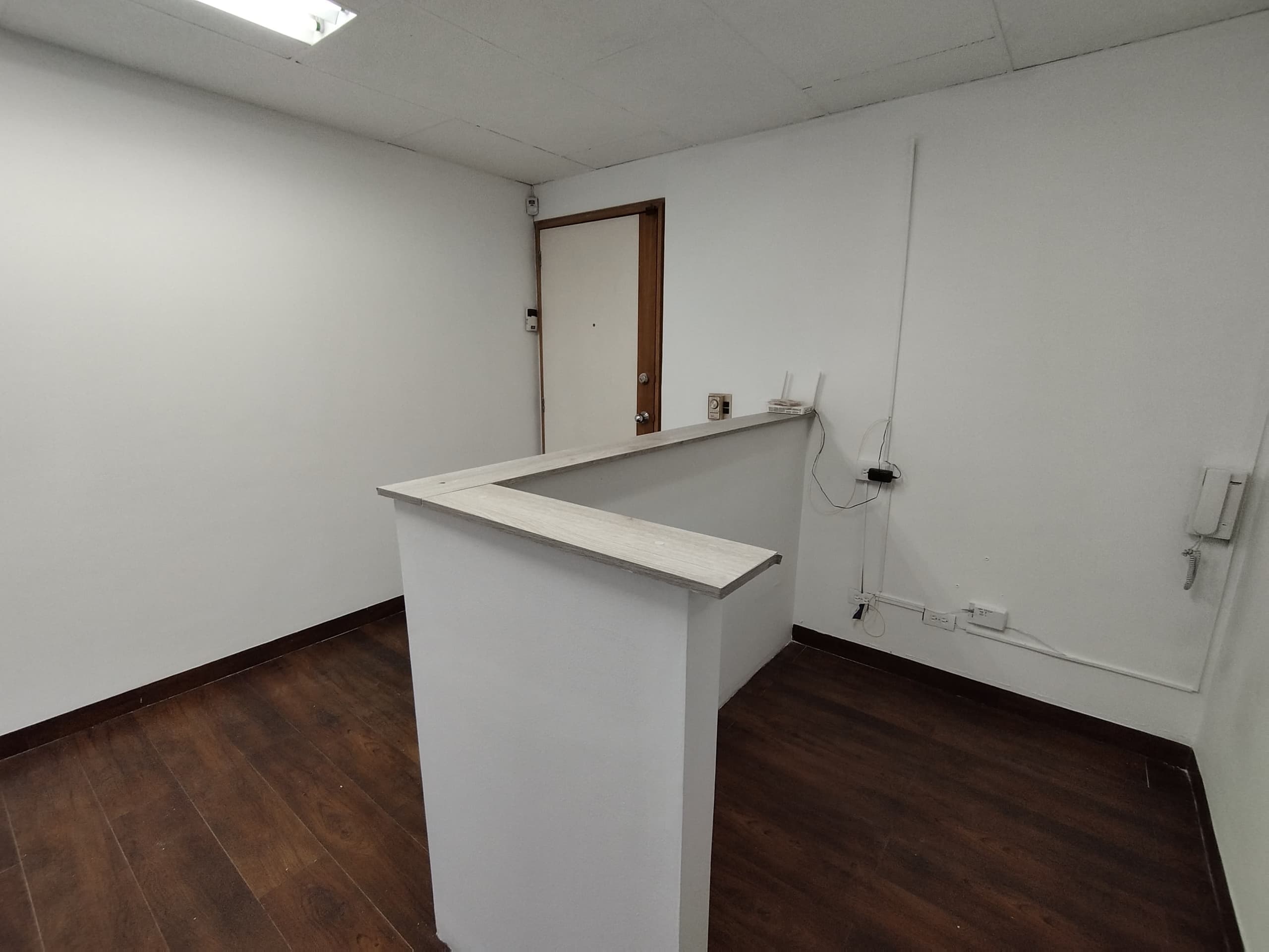 Oficina en arriendo en Milla De Oro, El Poblado, Medellín — foto 3 de 12