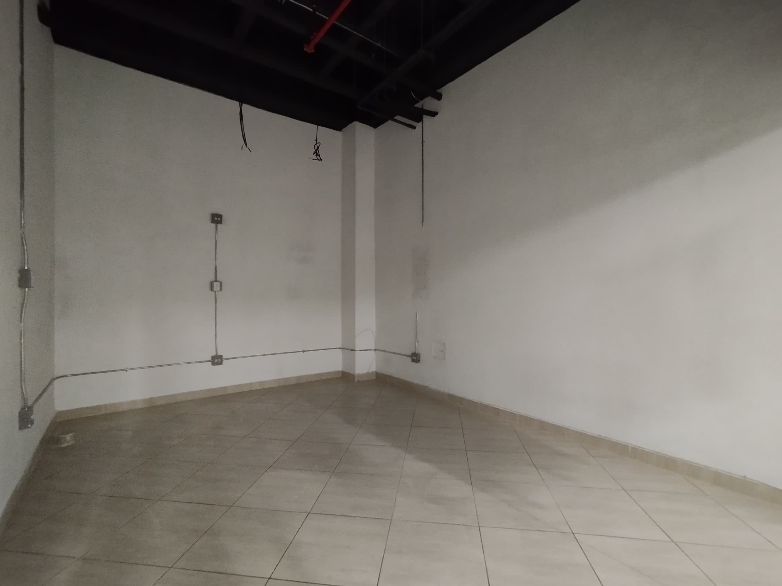 Local en arriendo en Glorieta Pilsen, Itagui — foto 3 de 6