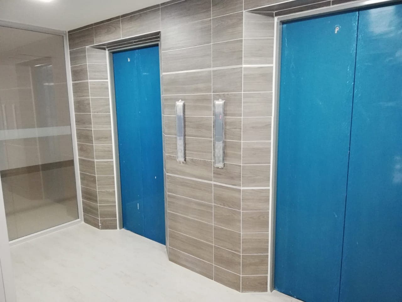 Oficina en arriendo en Suramericana, Laureles, Medellín — foto 3 de 12