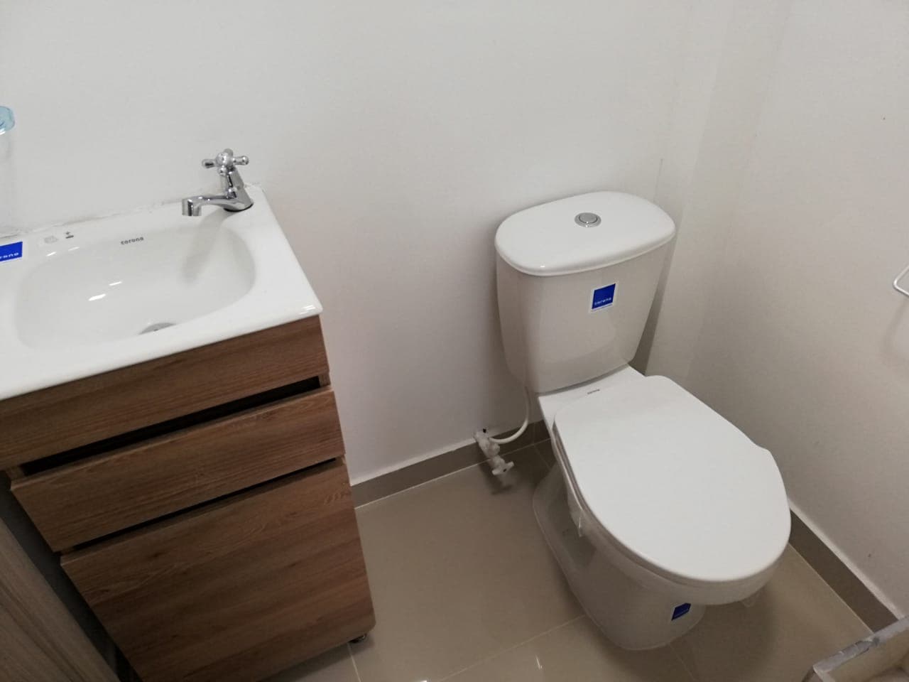 Oficina en arriendo en Suramericana, Laureles, Medellín — foto 5 de 8