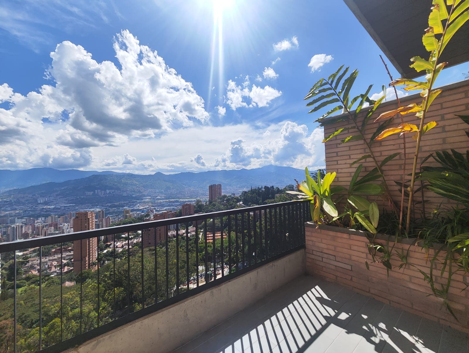 Apartaestudio en arriendo en Las Palmas, Centro, Medellín — foto 3 de 16
