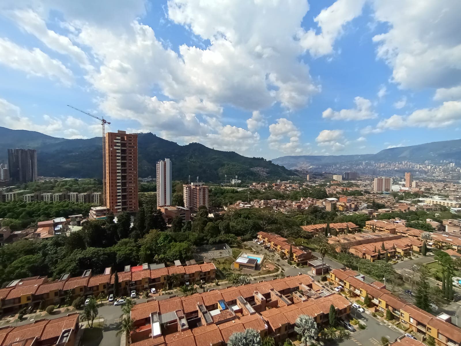 Apartaestudio en arriendo en Suramérica, Itagui — foto 1 de 18