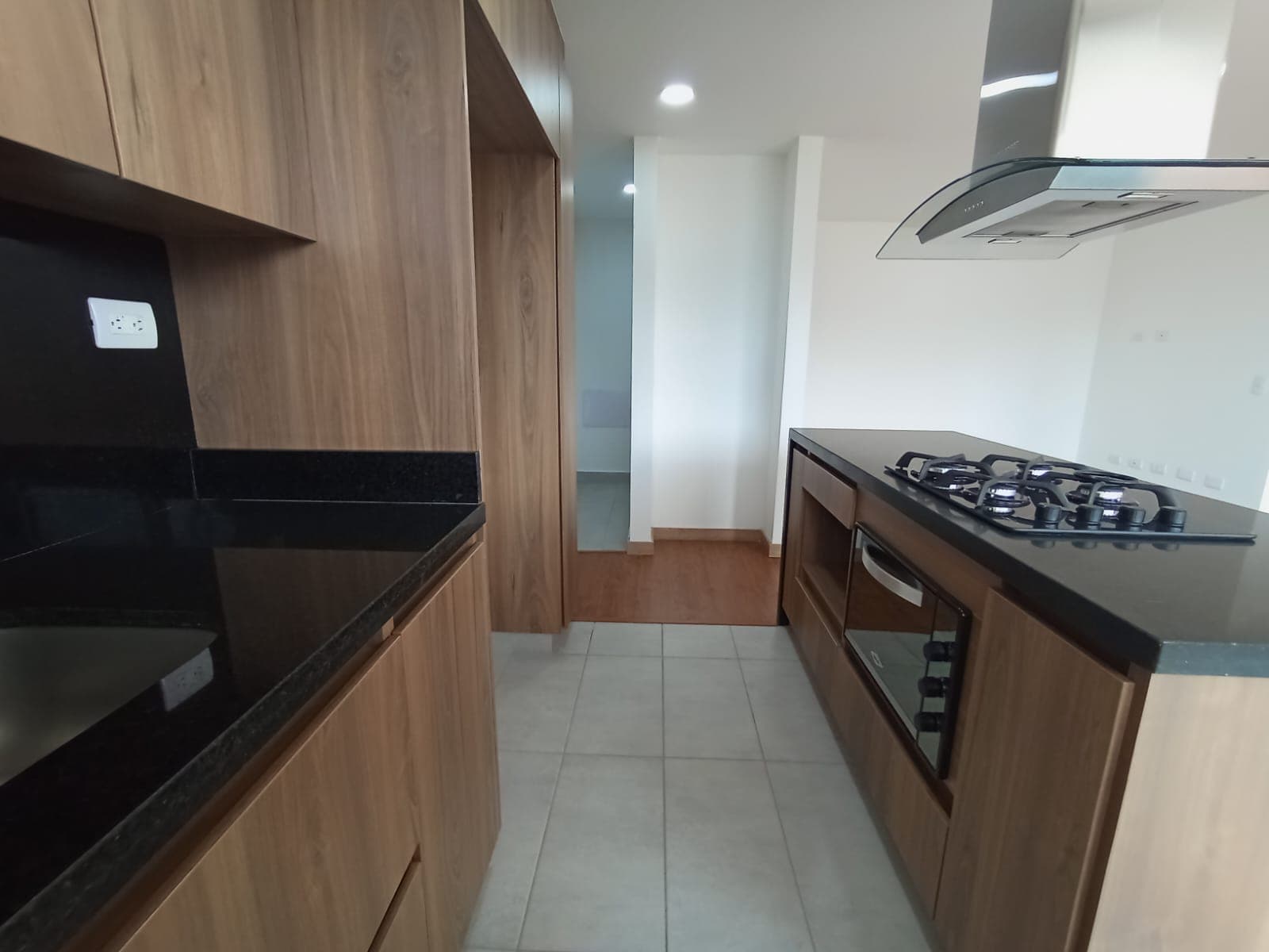 Apartaestudio en arriendo en Suramérica, Itagui — foto 2 de 18