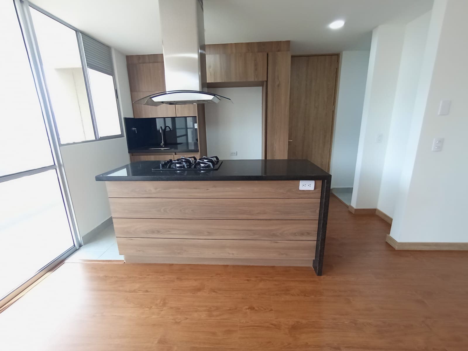 Apartaestudio en arriendo en Suramérica, Itagui — foto 3 de 18