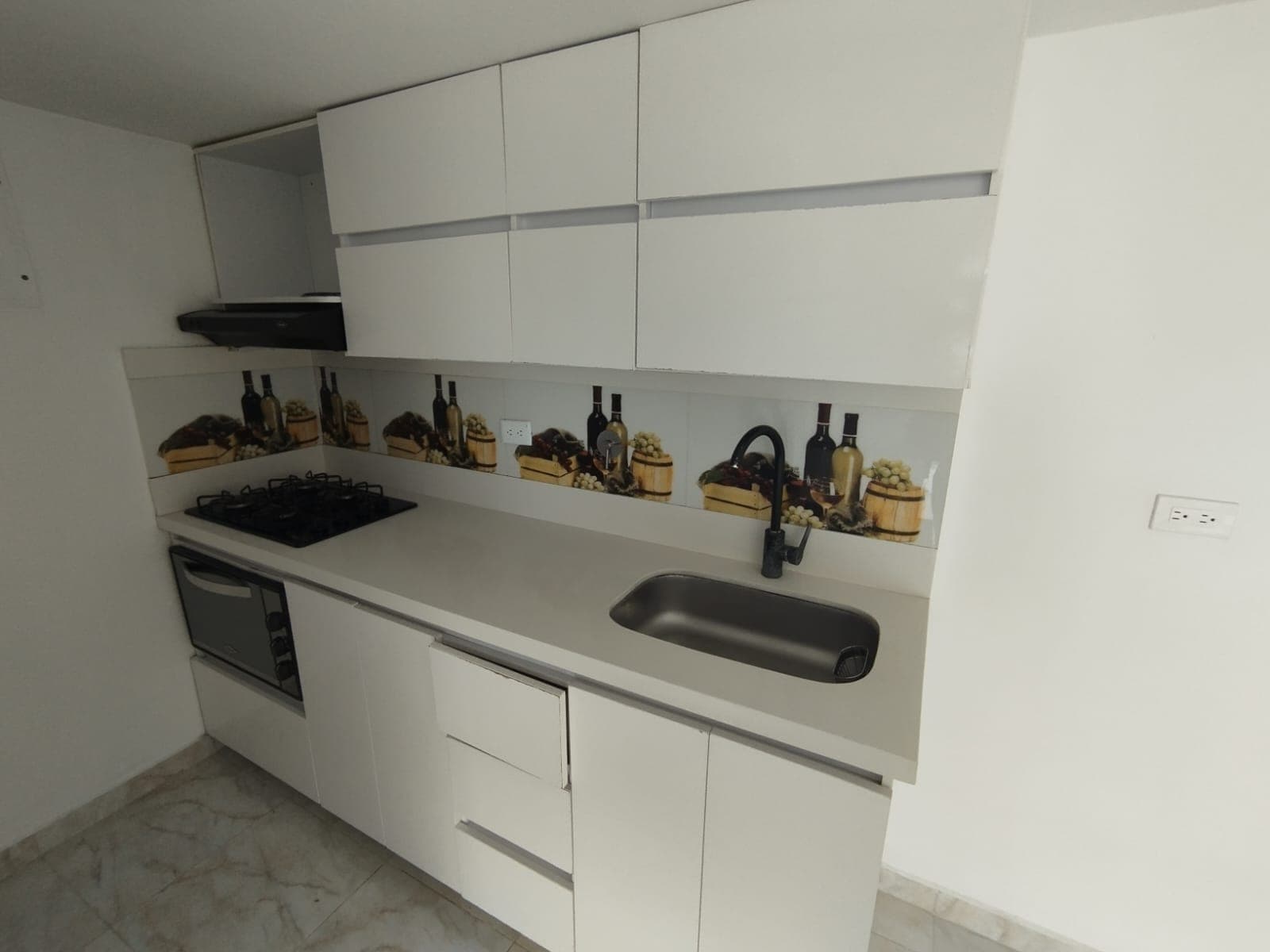 Apartamento en arriendo en Maria Auxiliadora, Sabaneta — foto 3 de 15