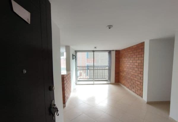 Apartamento en arriendo en Ceramica, Sabaneta — foto 2 de 16