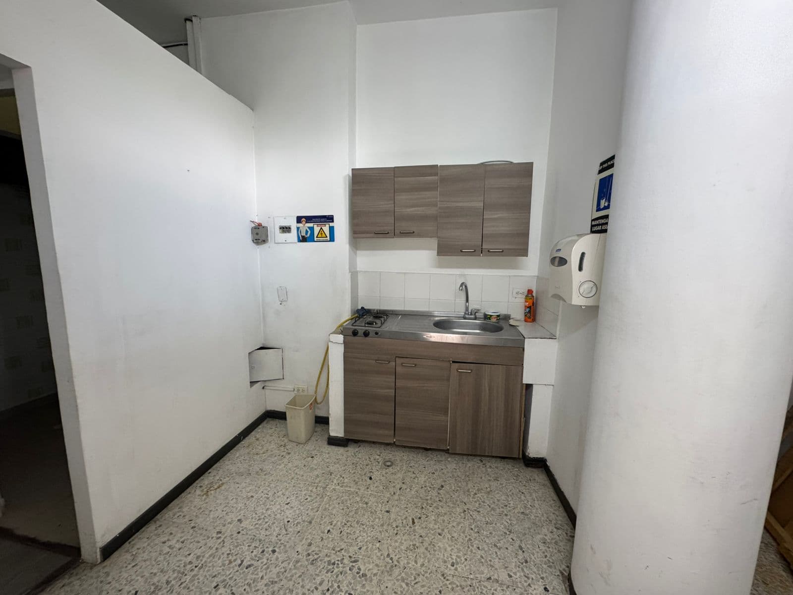 Bodega en arriendo en Las Vegas, Envigado — foto 3 de 20