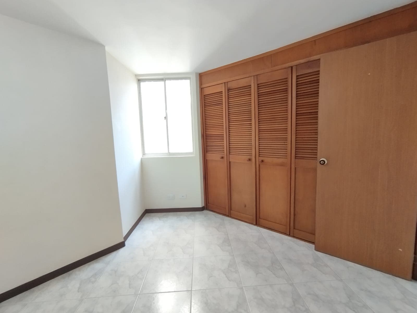 Apartamento en arriendo en Castropol, El Poblado, Medellín — foto 5 de 20