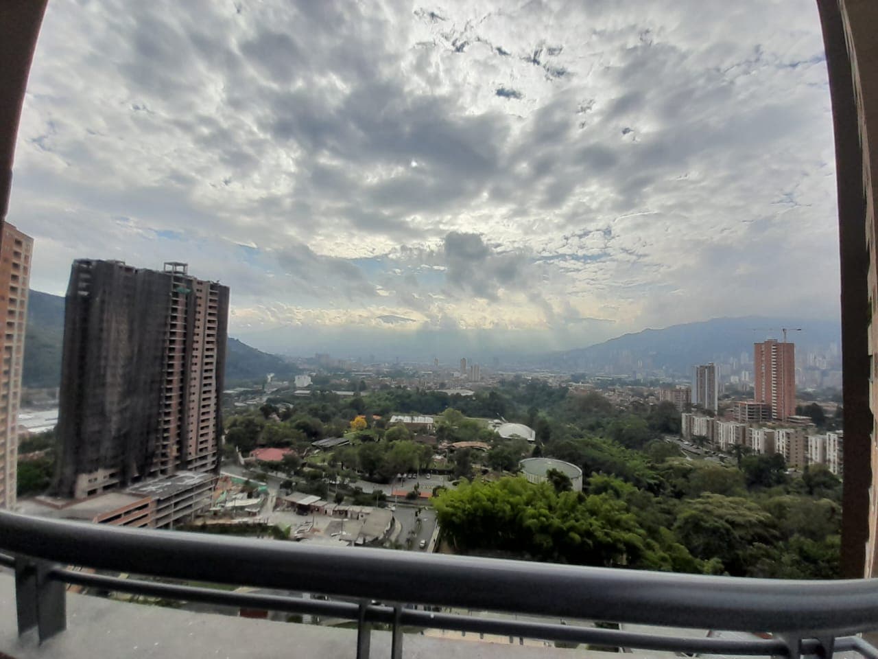 Apartamento en arriendo en Ditaires, Itagui — foto 1 de 20